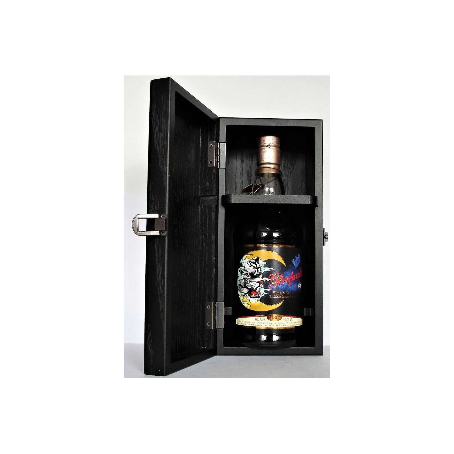 Glenfarclas 2002 13 Years Single Malt Whisky 3