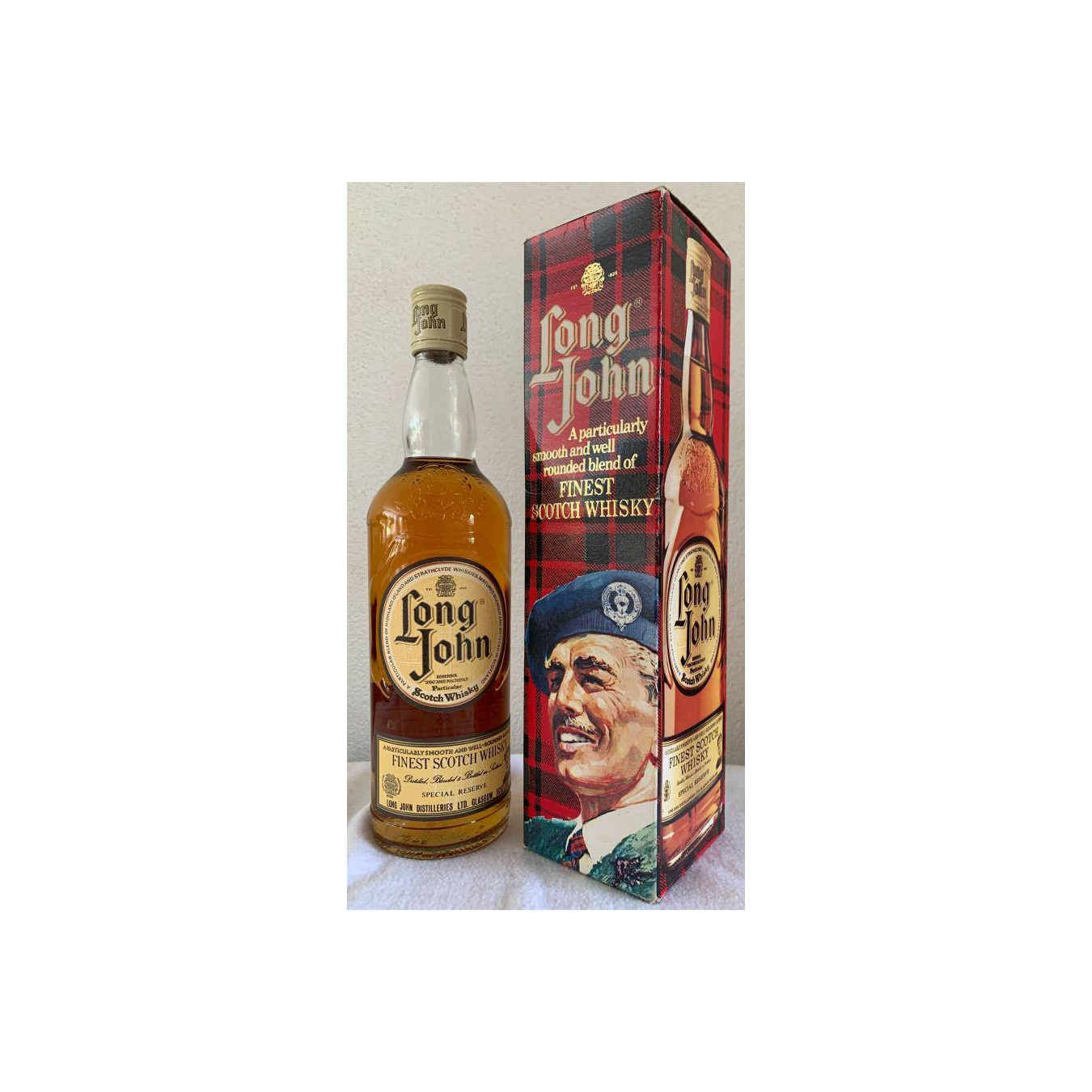 Long John Finest Scotch Whisky 3
