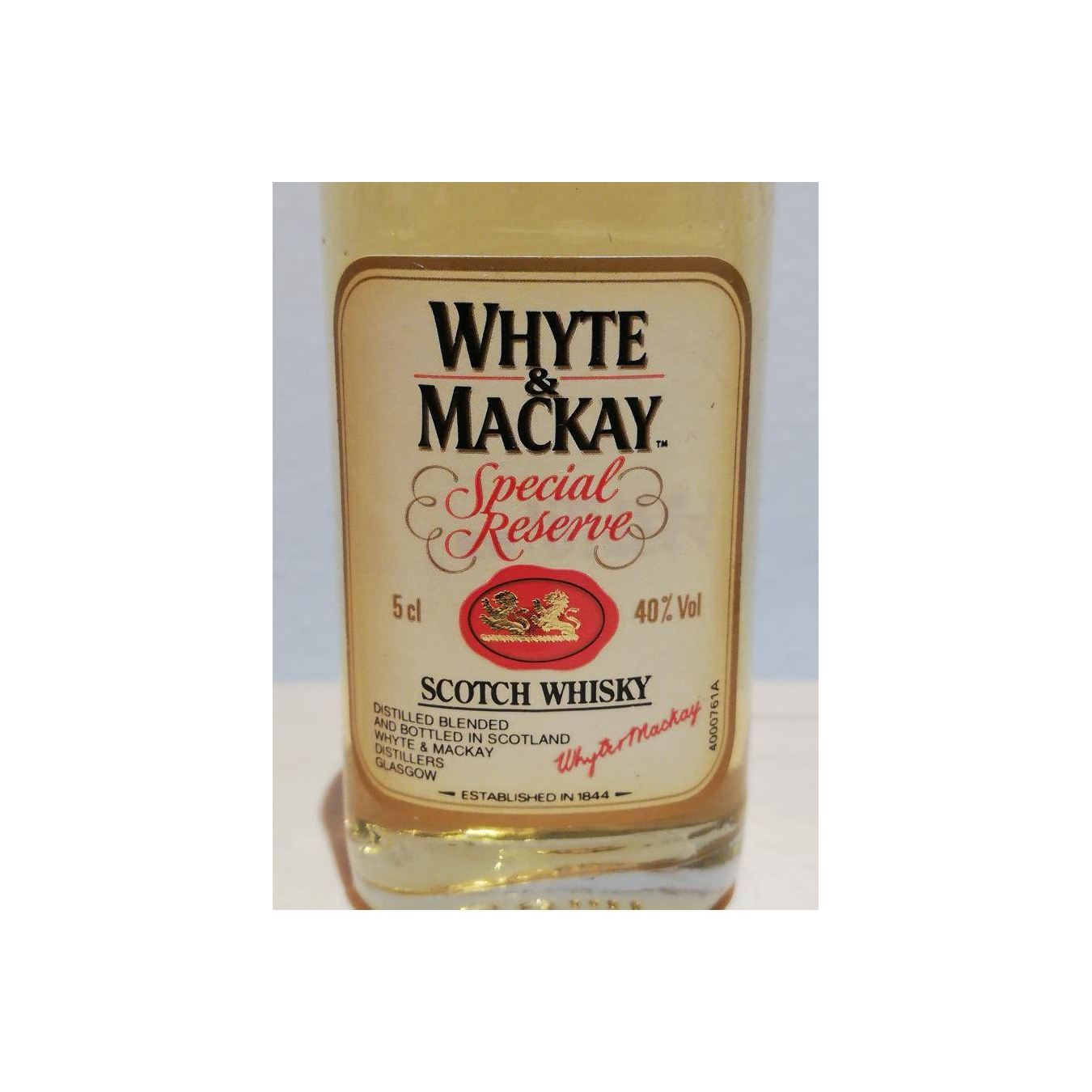 Whyte & Mackay Miniature Blended Whisky 3