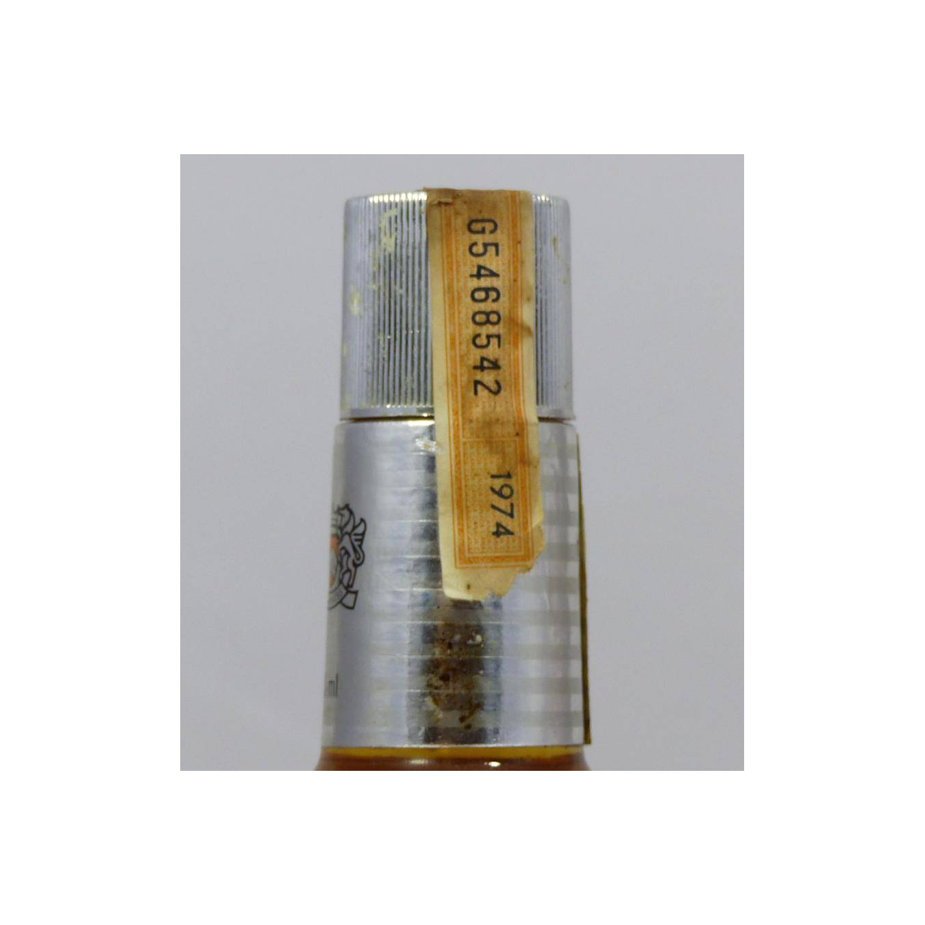 CN Tower Canadian Whisky Canadien 2