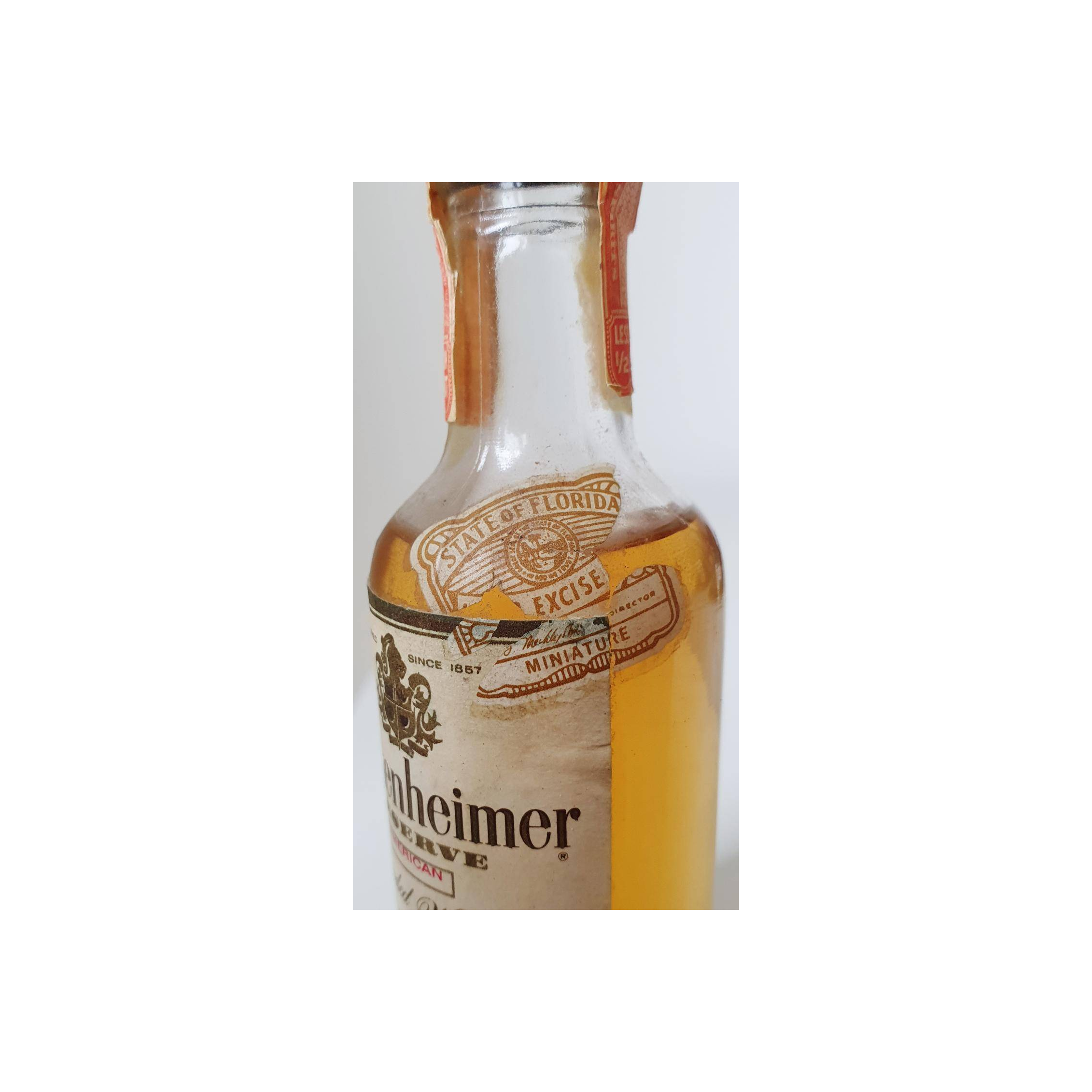 Guckenheimer Reserve - American Blended Whiskey 3