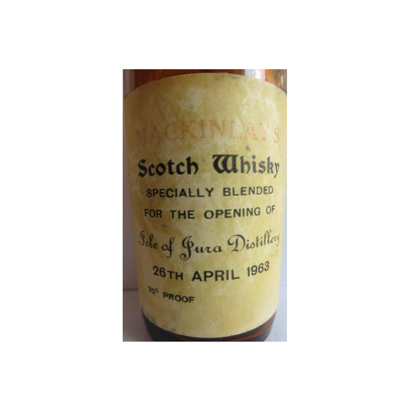 Mackinlay's Blended Whisky 3