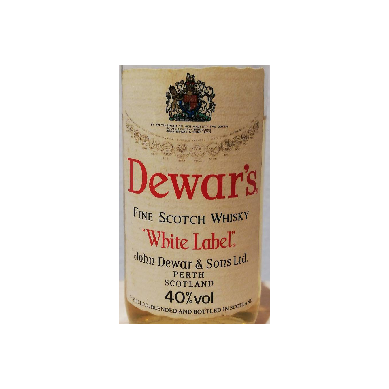 Dewar's Blended Whisky 3