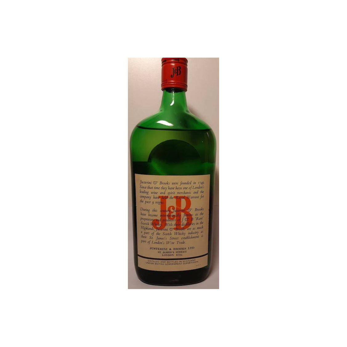 J&B Rare Blended Scotch Whisky, Flat Bottle 2