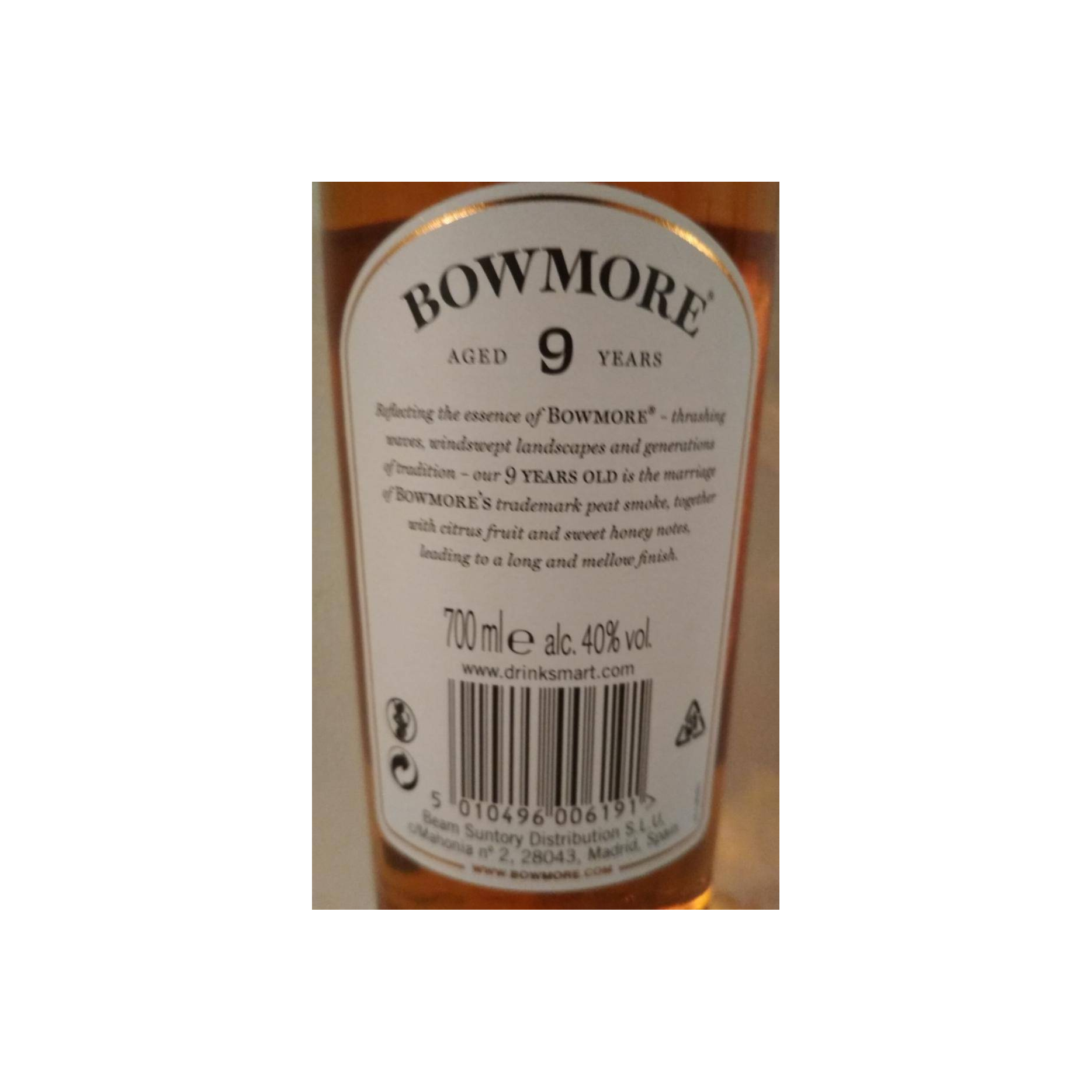 Bowmore 9 Years Single Malt Whisky 3