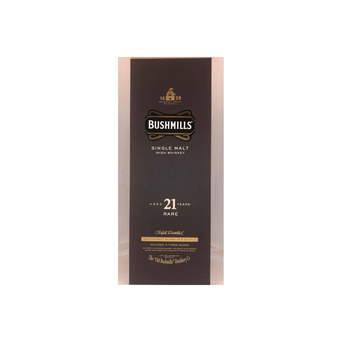 Bushmills 21 Years Single Malt Whisky 3