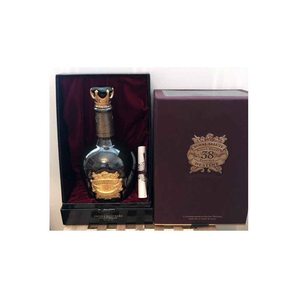 Chivas Regal 38 Years Blended Whisky 3