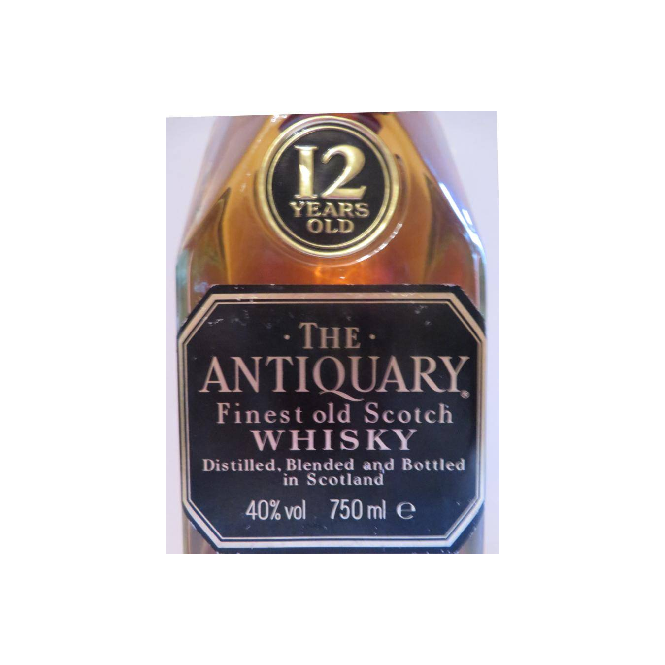 The Antiquary 12 Years Blended Whisky 2
