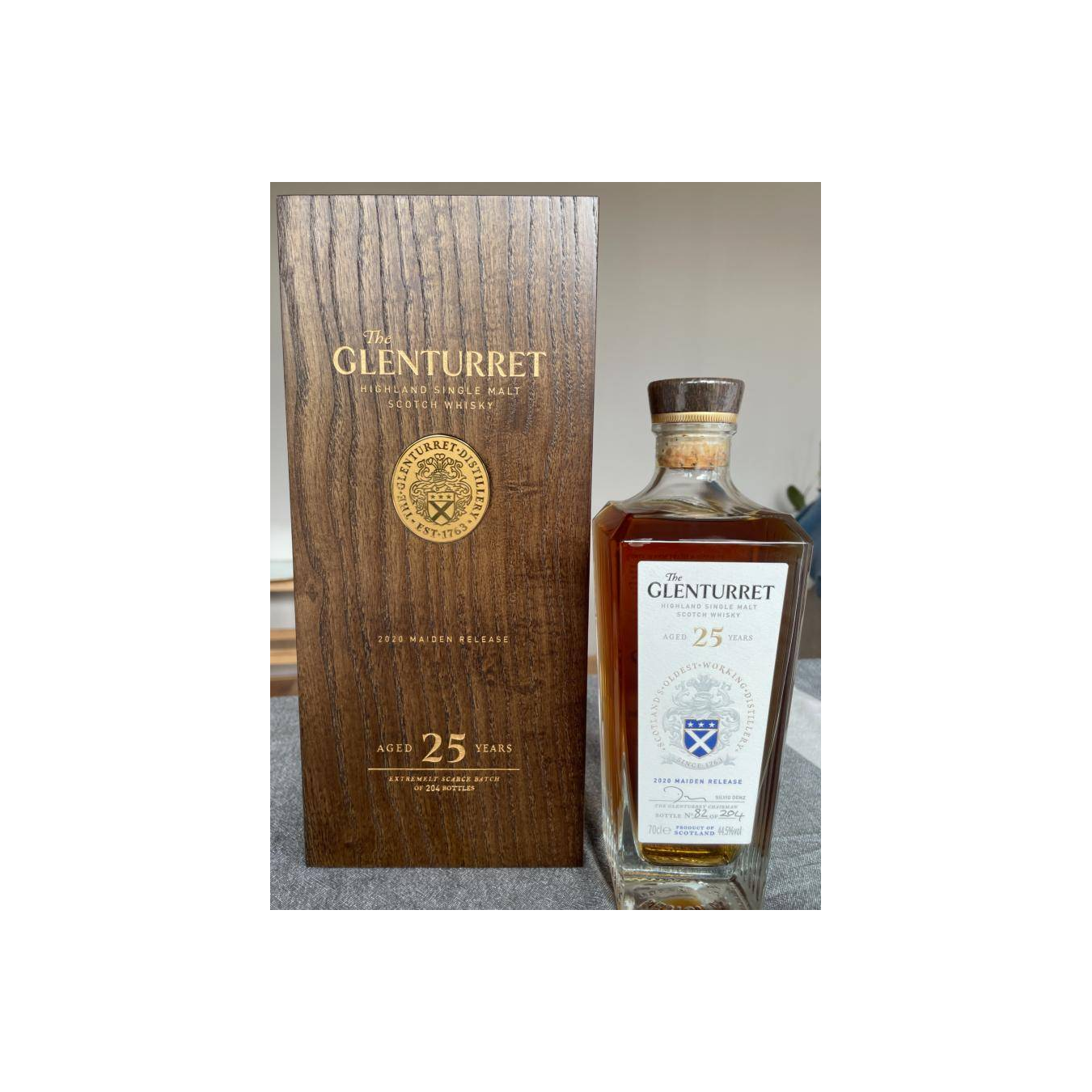 The Glenturret 25 Years Single Malt Whisky 3
