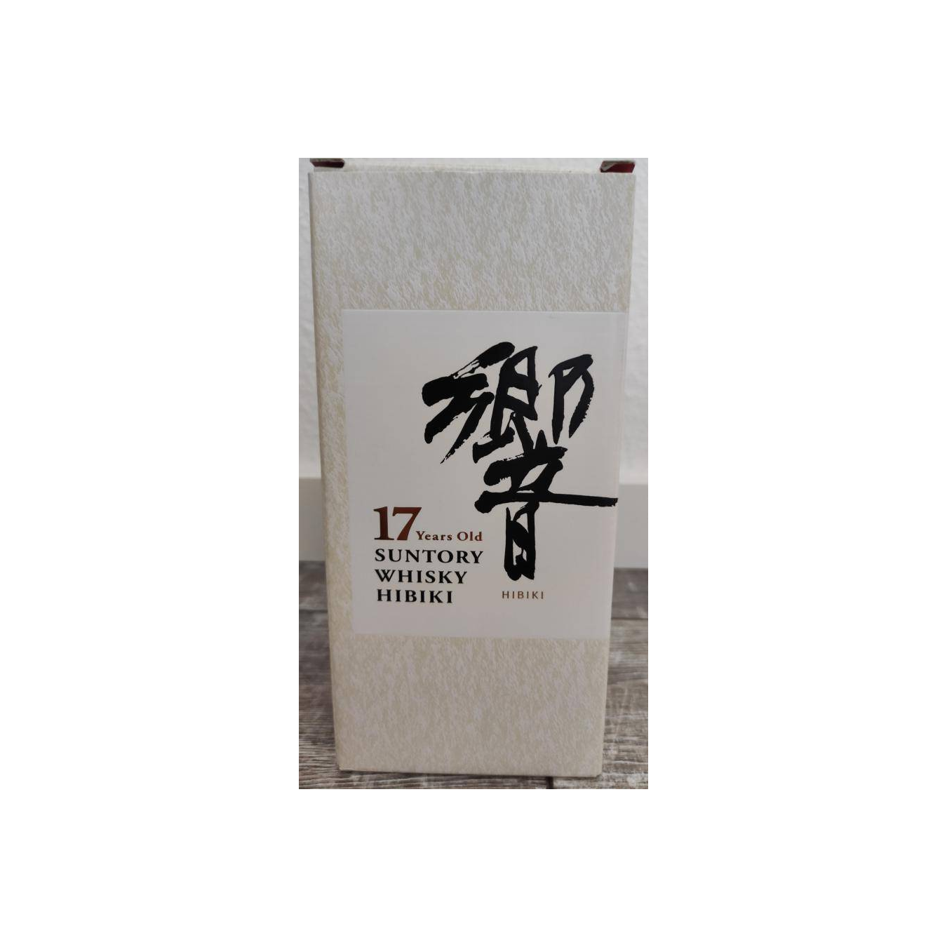 Hibiki 17 Years Blended Whisky 2