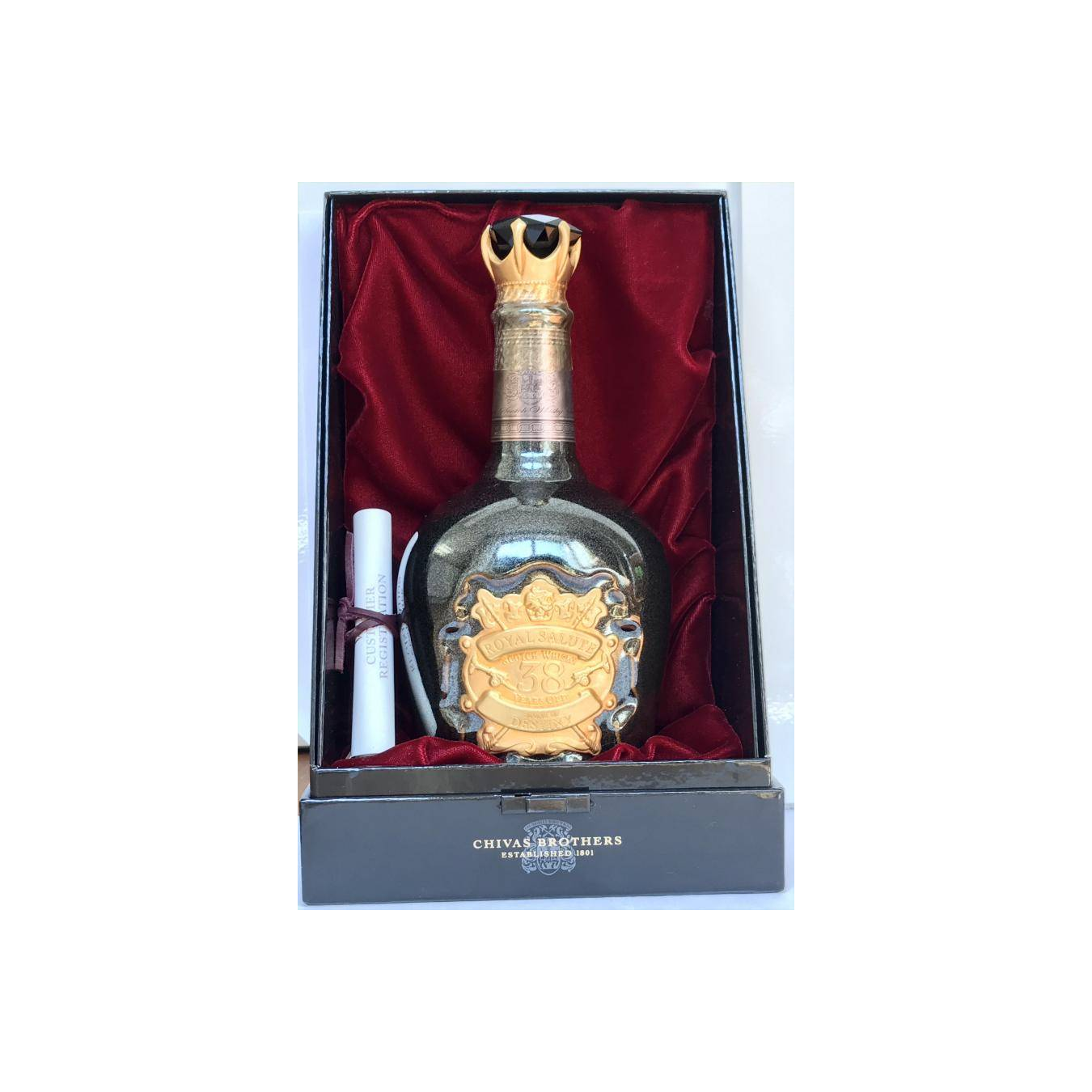 Chivas Regal 38 Years Blended Whisky 3