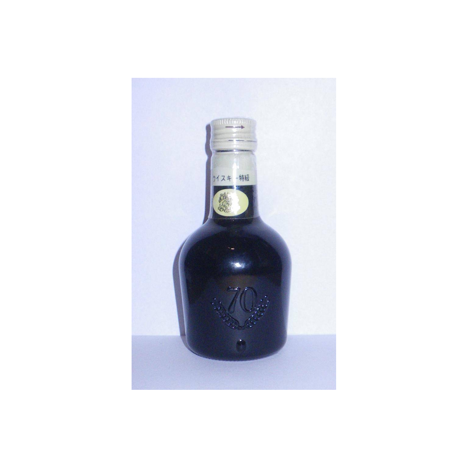 Suntory Blended Whisky 3