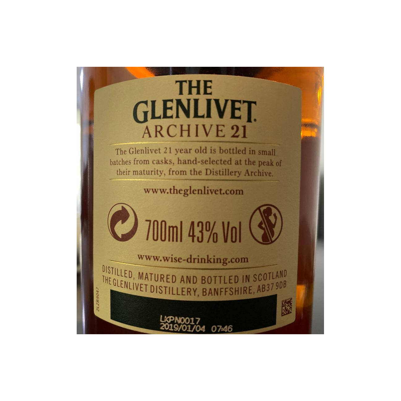 The Glenlivet 21 Years Single Malt Whisky 3
