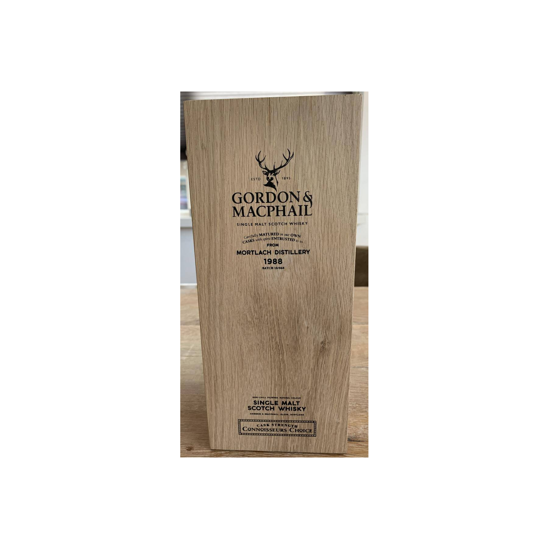 Mortlach Connoisseurs Choice - Cask Strength 1988 30 Years Single Malt Whisky 2