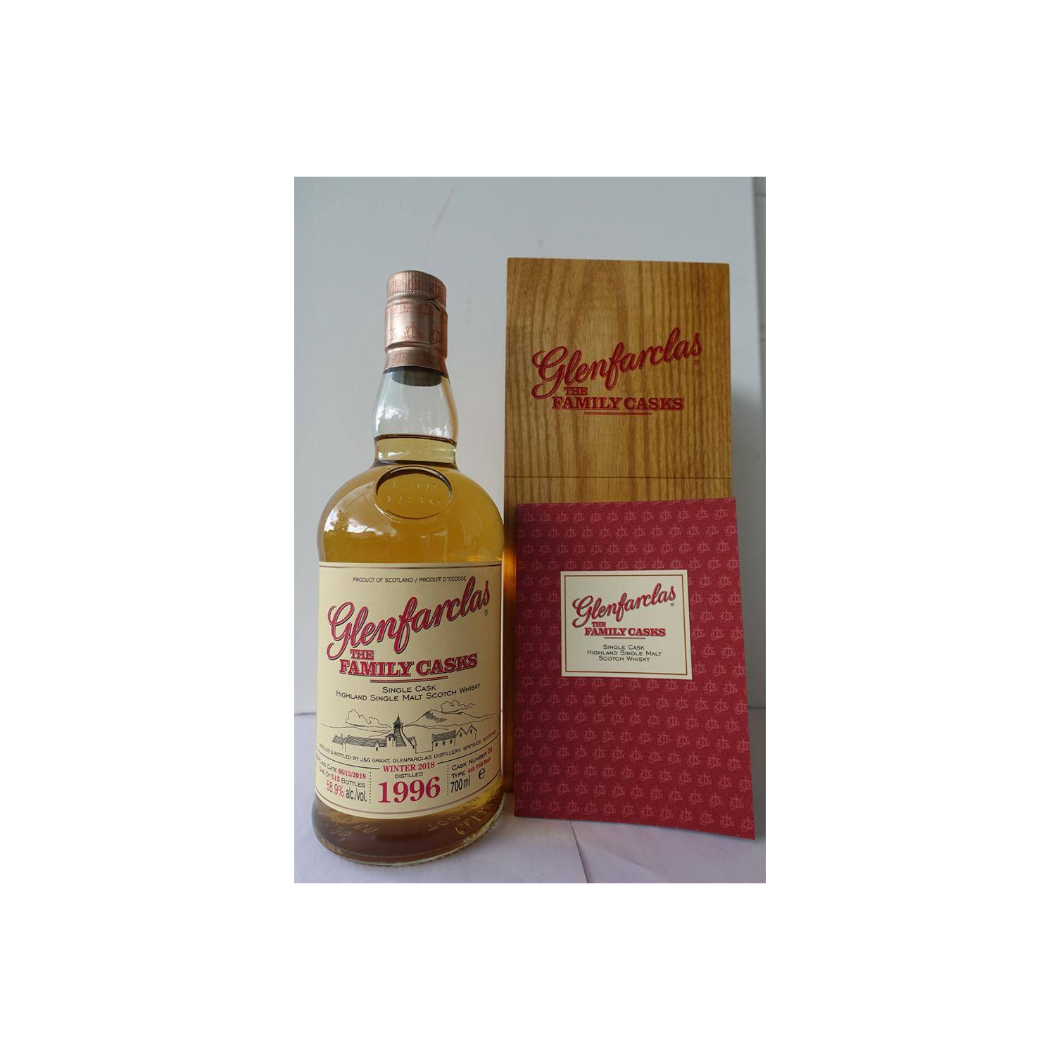 Glenfarclas 1996 22 Years Single Malt Whisky 2