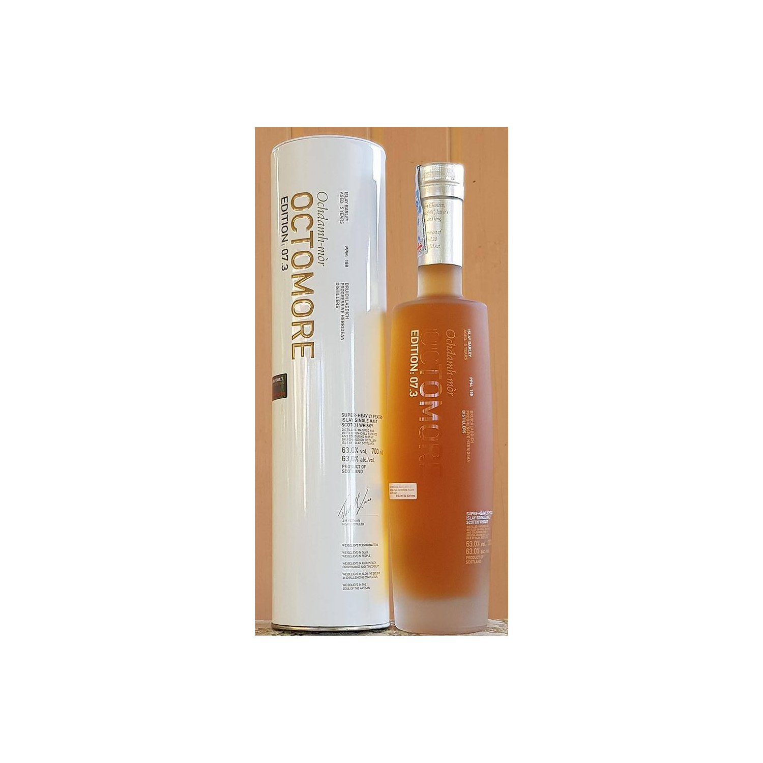 Octomore 5 Years Single Malt Whisky 2