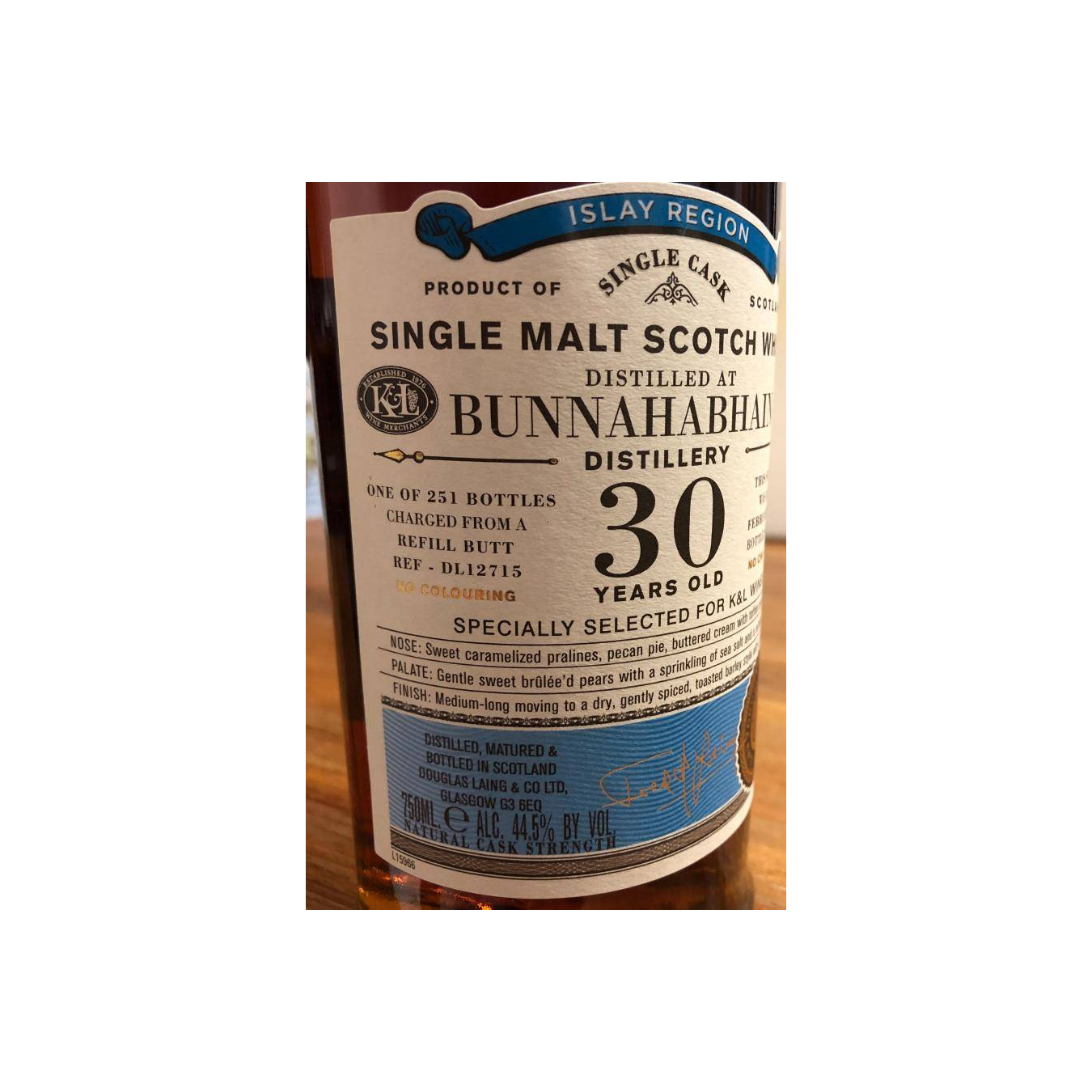Bunnahabhain Old Particular 1988 30 Years Single Malt Whisky 3
