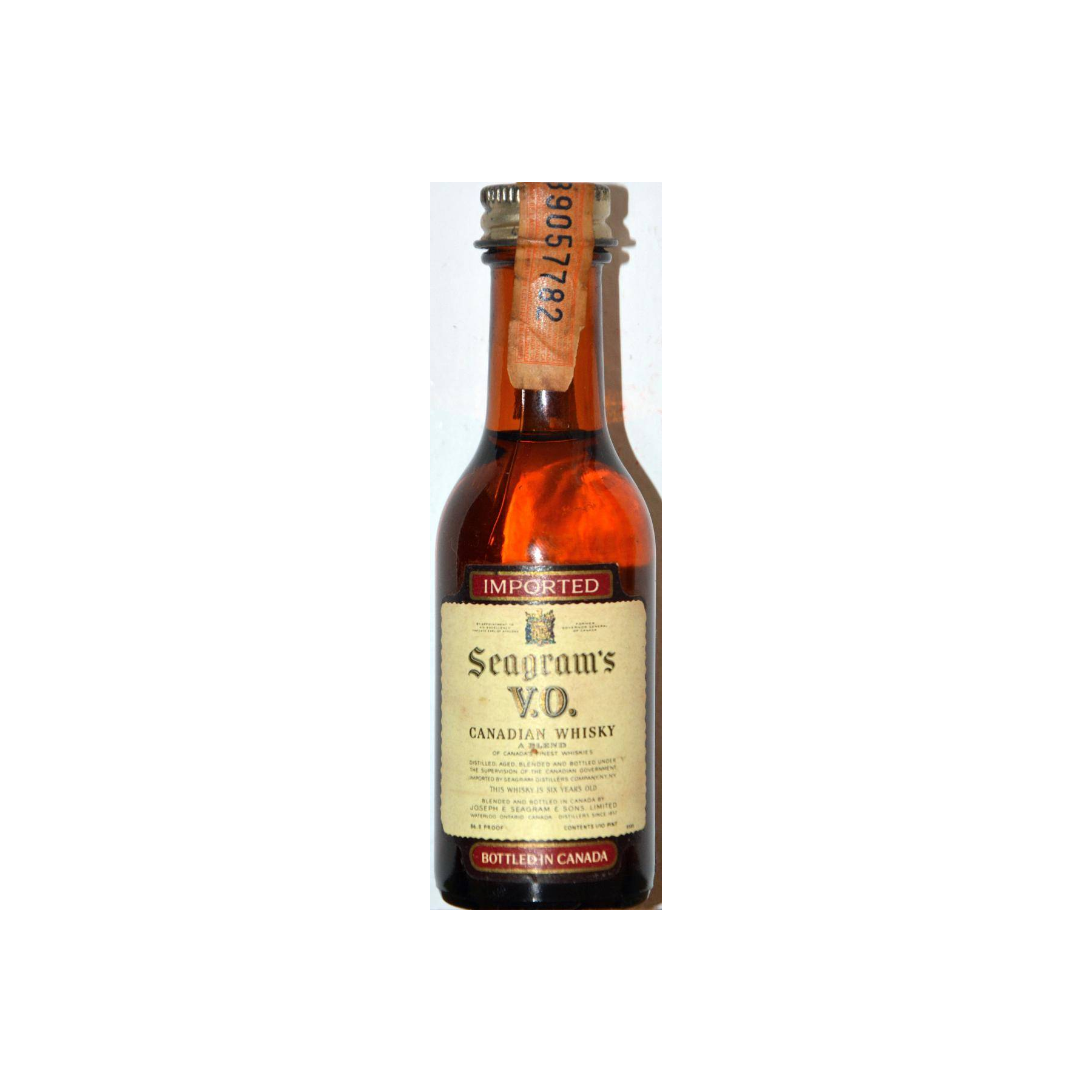 Seagram's V.O. Canadian Whisky 2