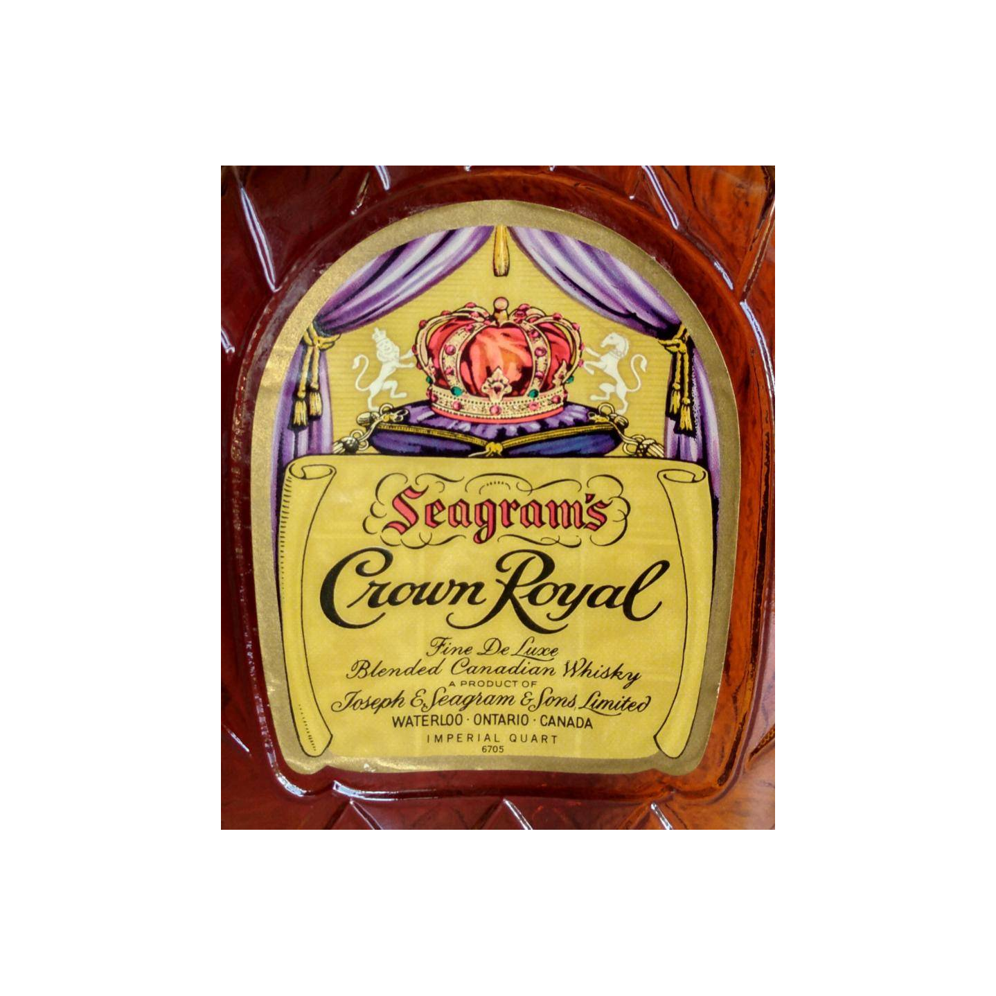 Crown Royal Fine De Luxe 2