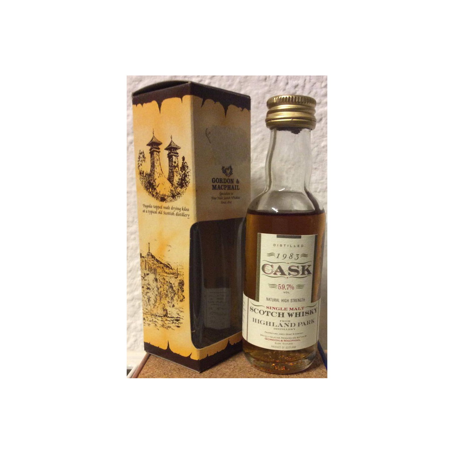 Highland Park 1983 8 Years Single Malt Whisky 2