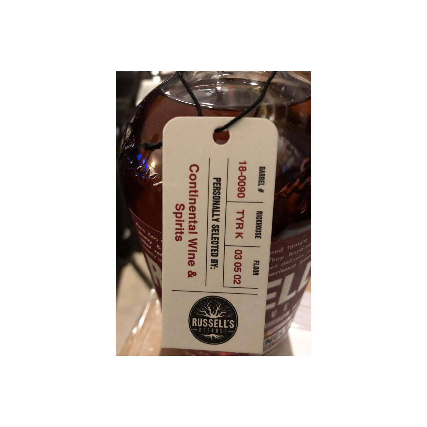 Russell's Reserve Bourbon Whisky 2