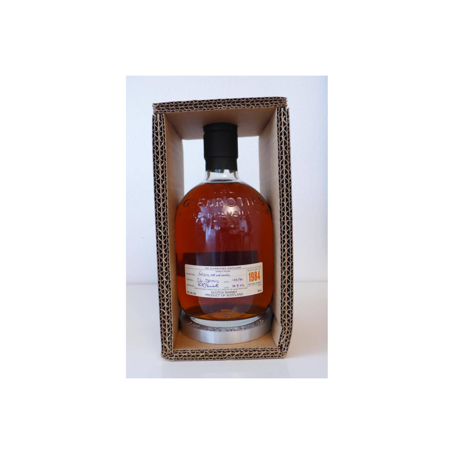 The Glenrothes 1984 17 Years Single Malt Whisky 3