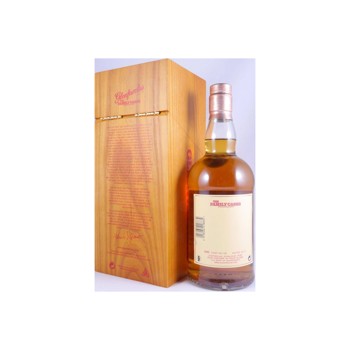 Glenfarclas 1983 34 Years Single Malt Whisky 3