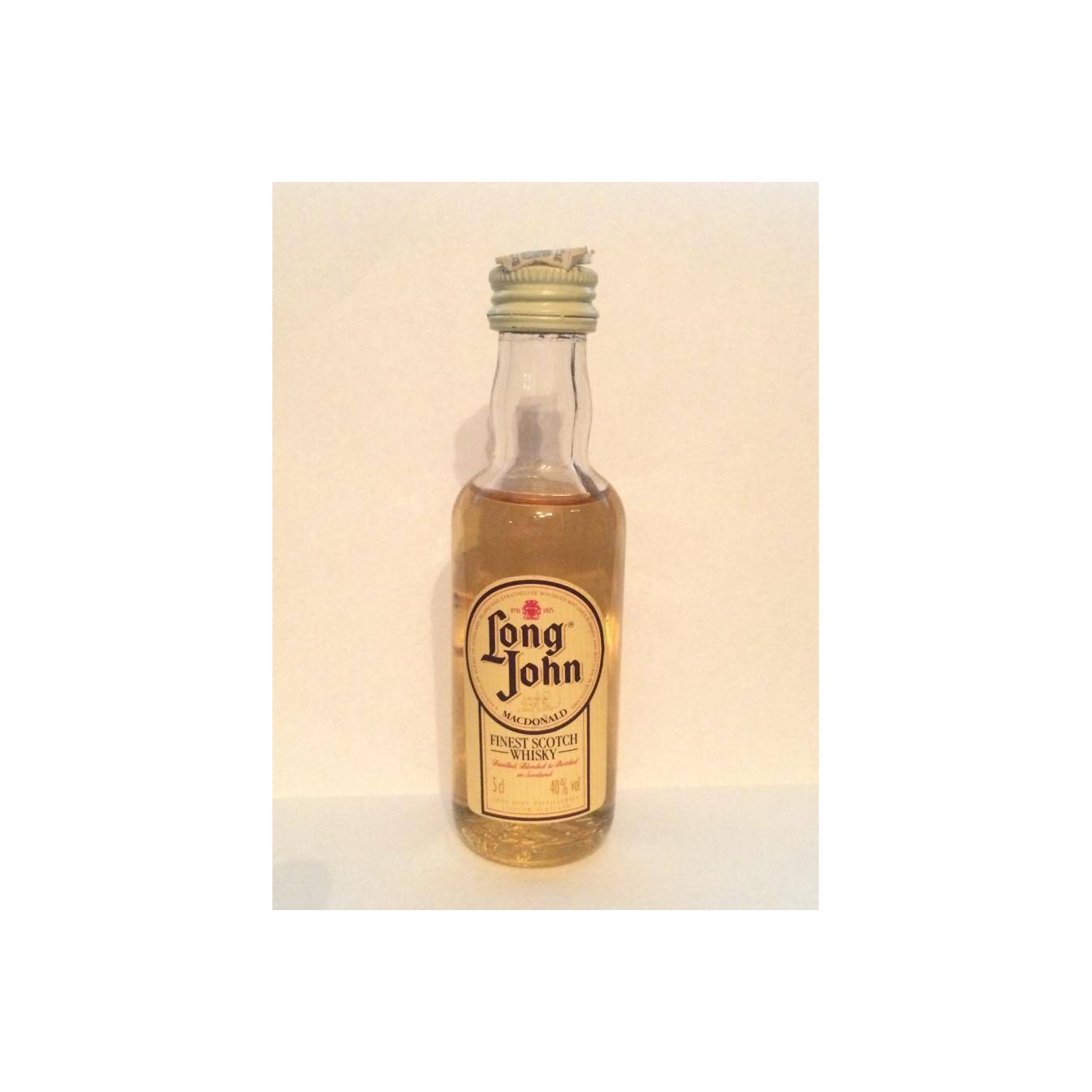 Long John Finest Scotch Whisky 2