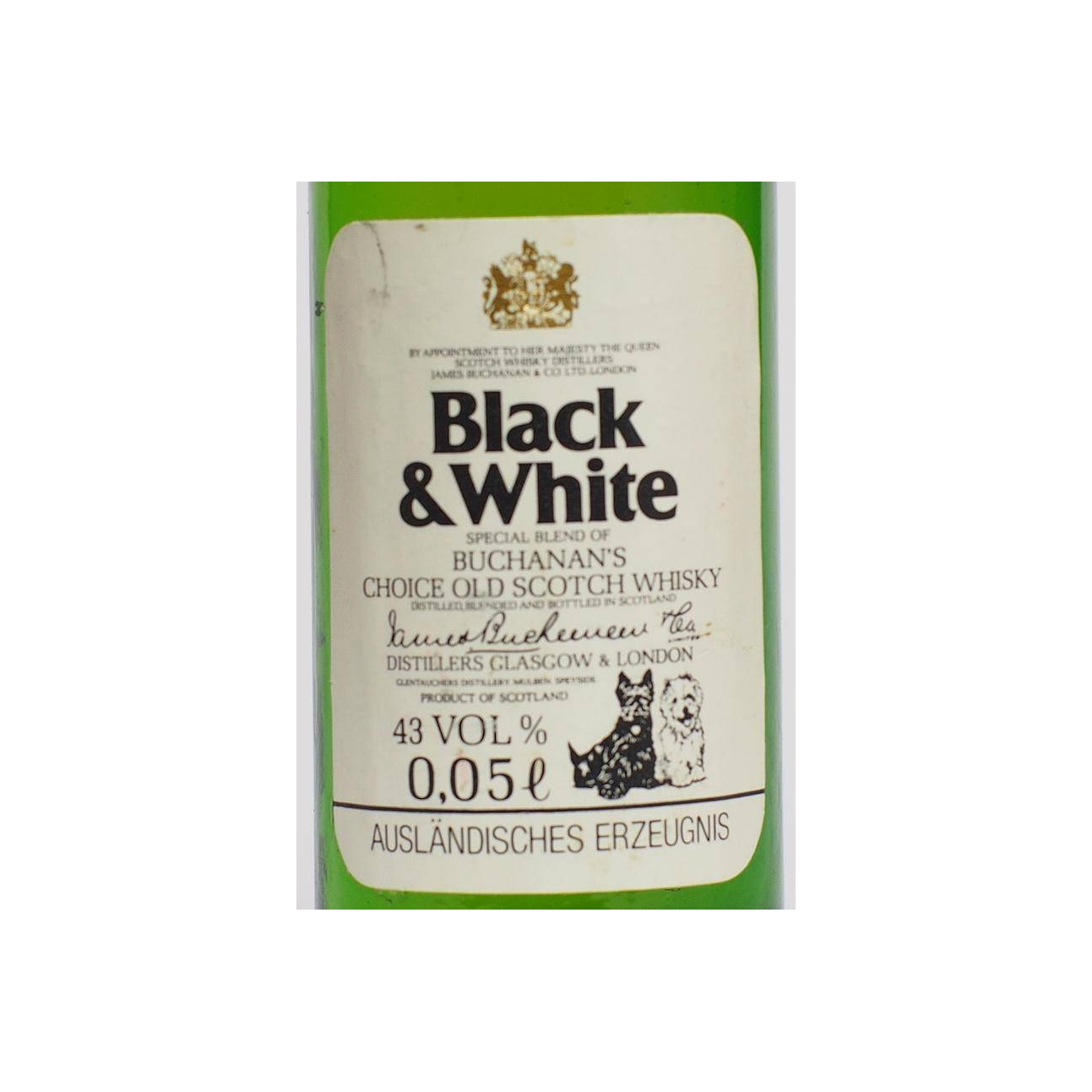 Black & White Blended Whisky
