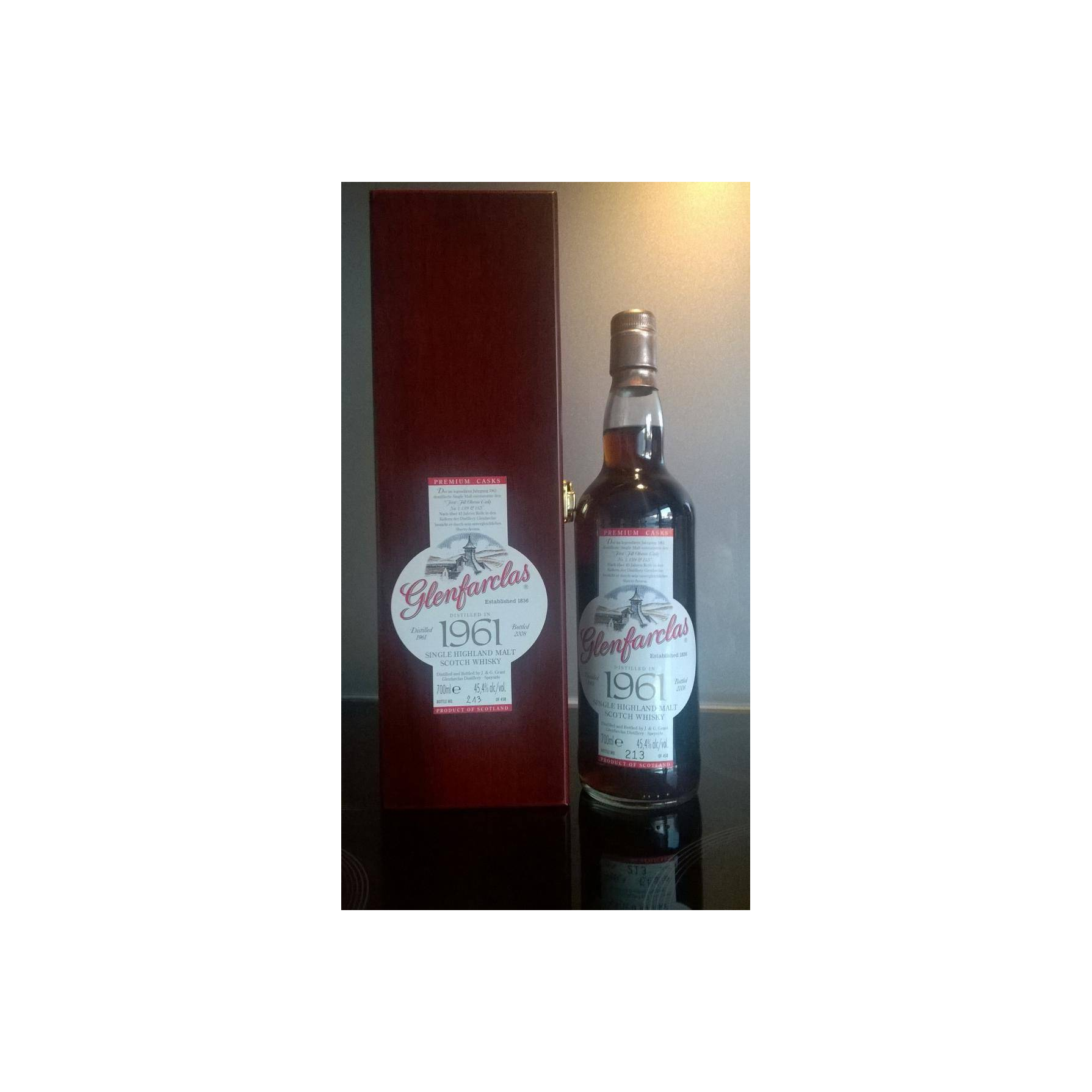 Glenfarclas 1961 45 Years Single Malt Whisky 2
