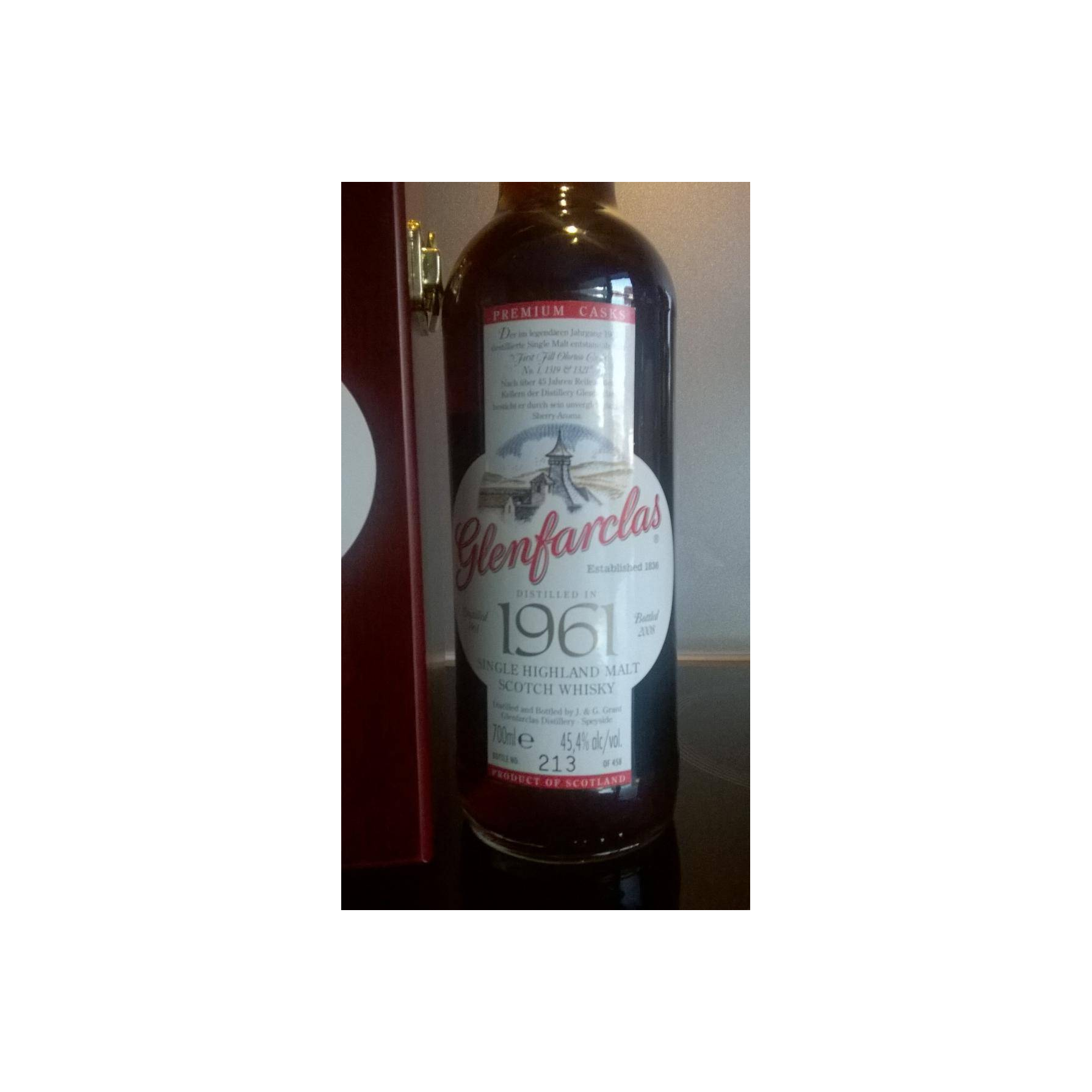 Glenfarclas 1961 45 Years Single Malt Whisky 3