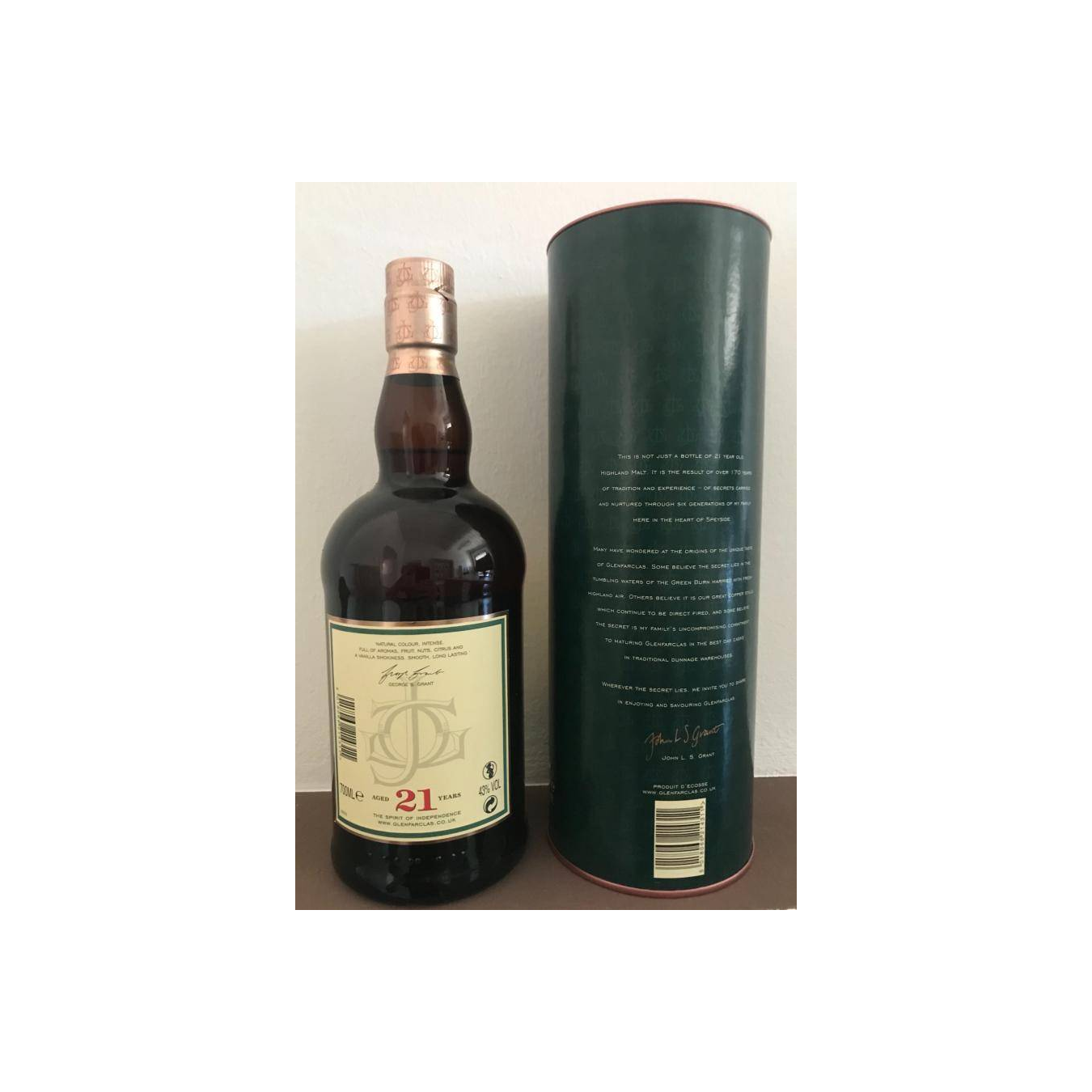 Glenfarclas 21 Years Single Malt Whisky 3
