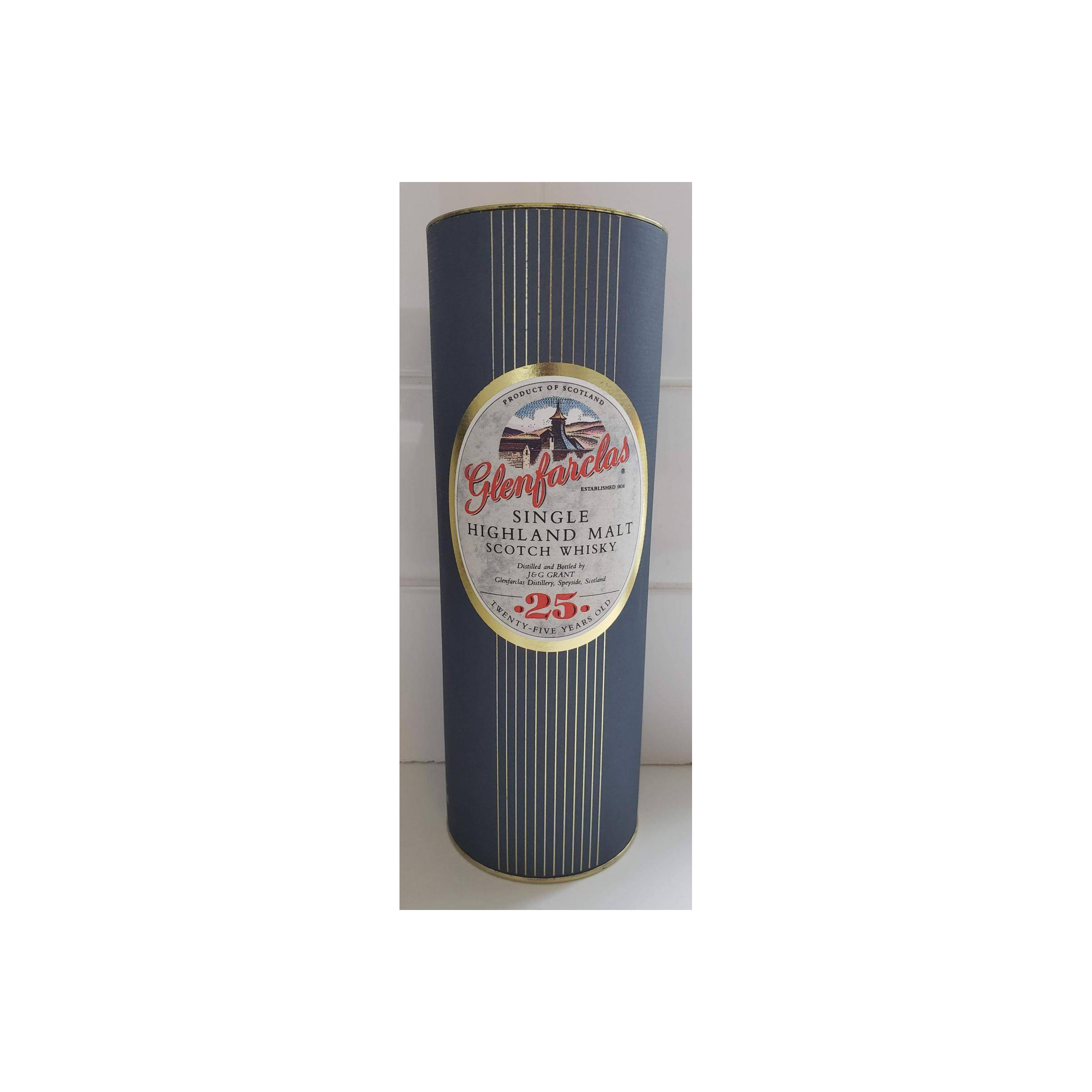 Glenfarclas 25 Years Single Malt Whisky 3