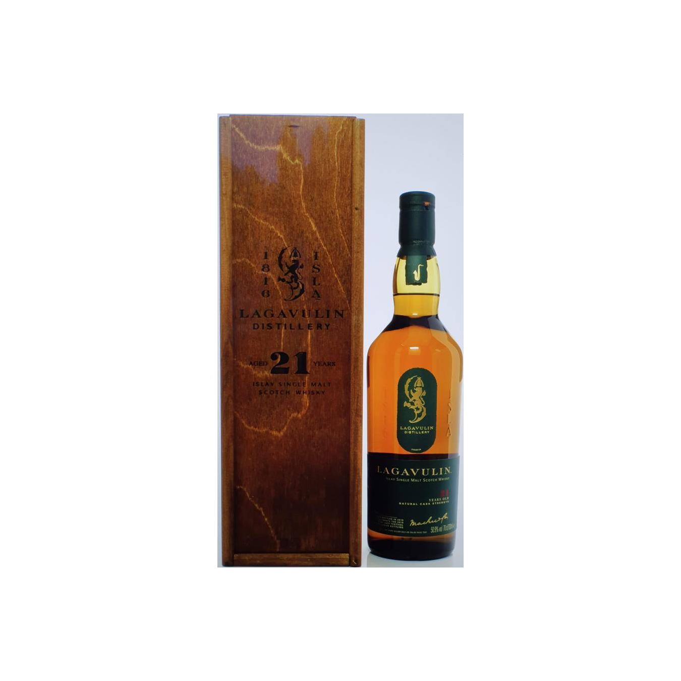Lagavulin 21 Years Single Malt Whisky 3