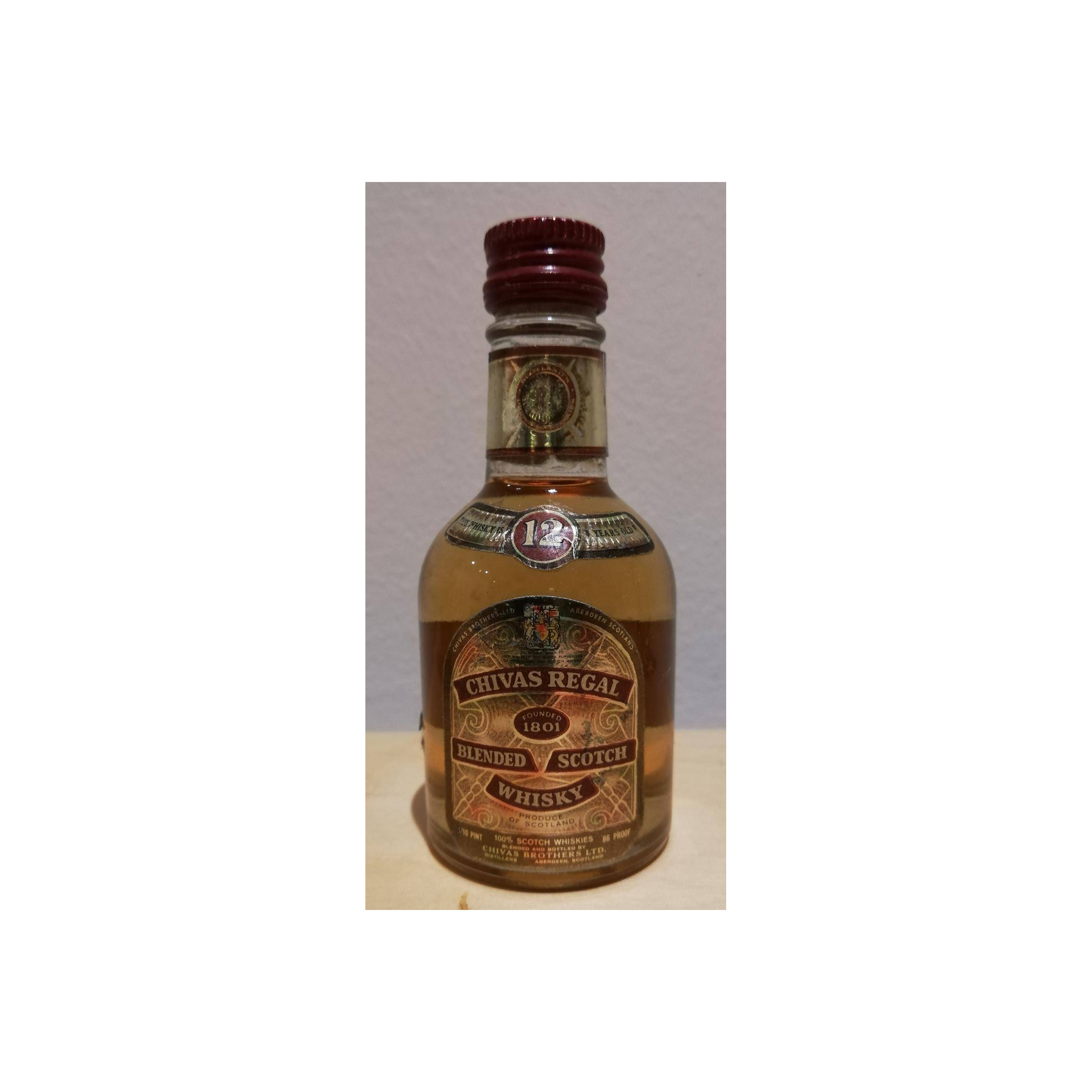 Chivas Regal Blended Scotch Whisky 12 Years Blended Whisky 2