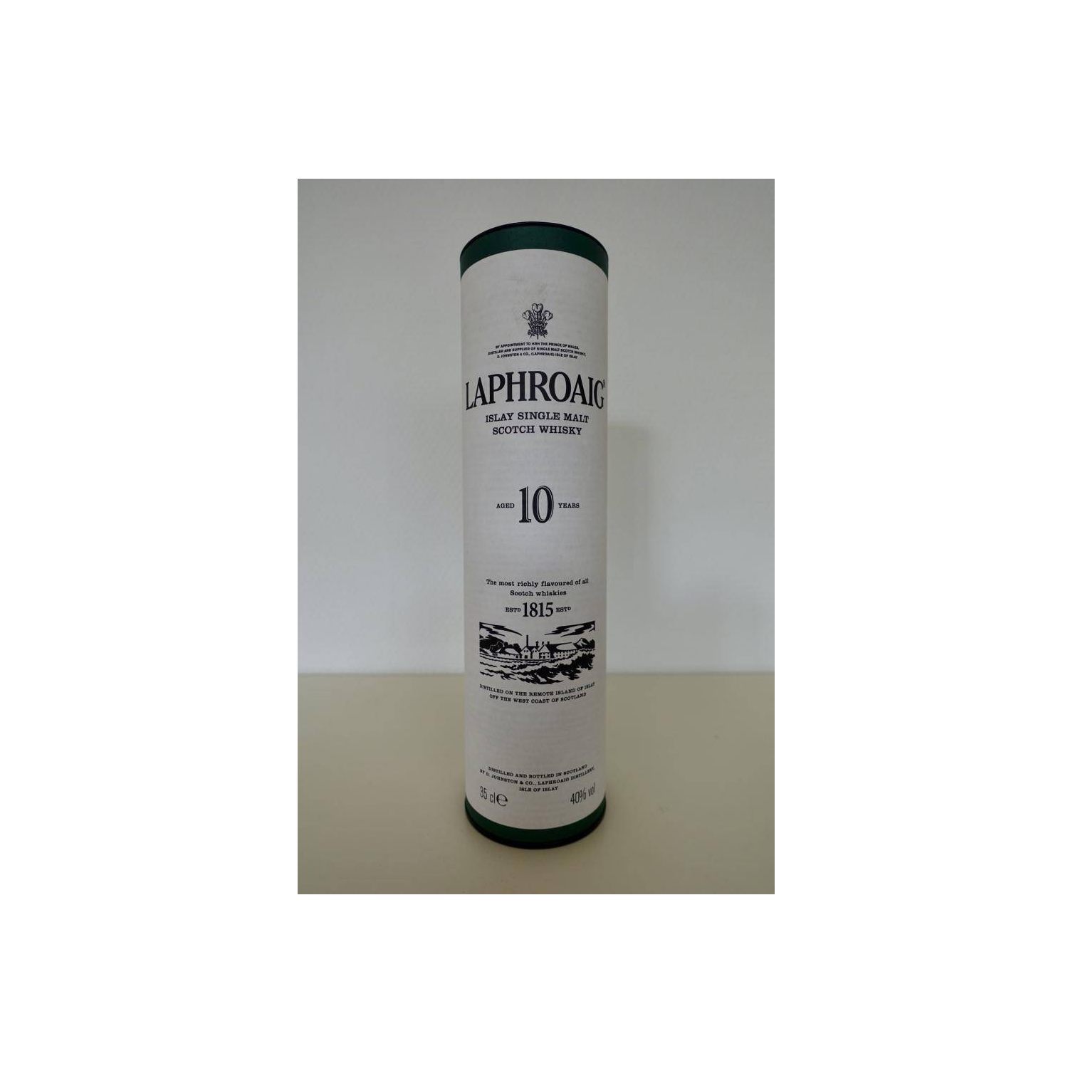 Laphroaig 10 Years Single Malt Whisky 3