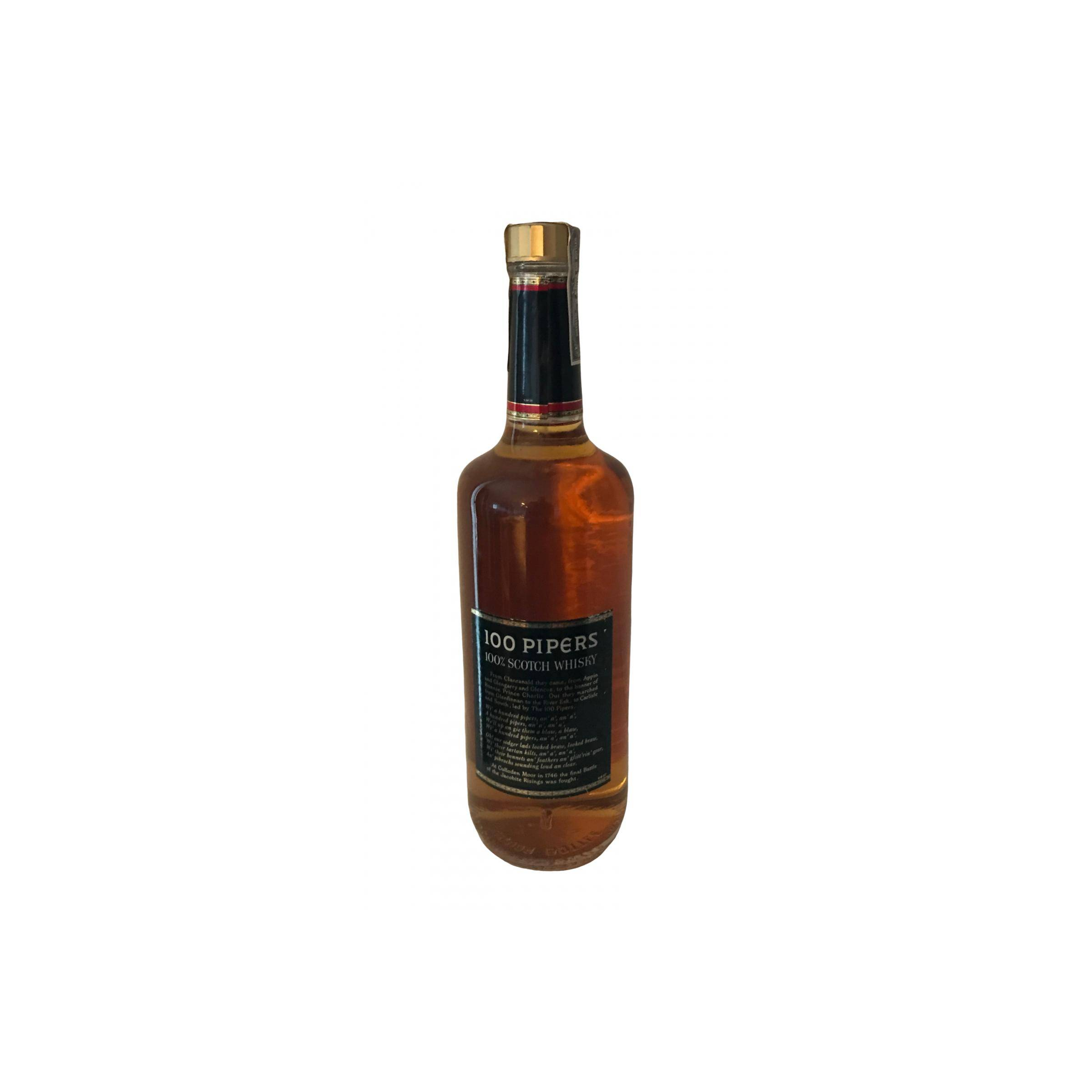 100 Pipers Blended Scotch Whisky 2