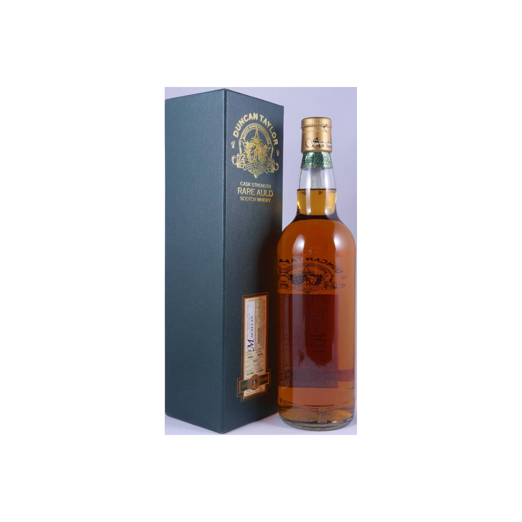 The Macallan Rare Auld 1990 18 Years Single Malt Whisky 3