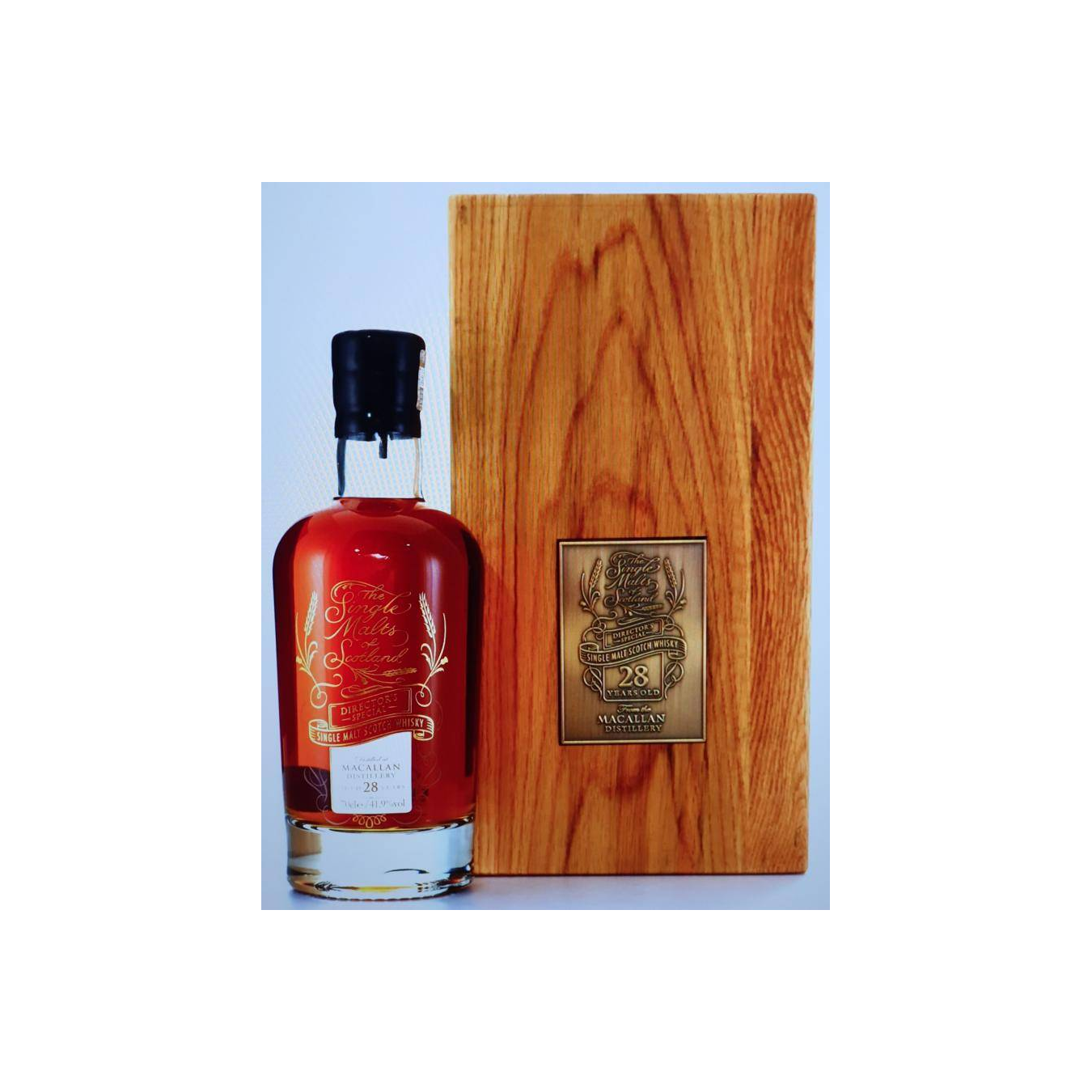 The Macallan The Single Malts of Scotland 28 Years Single Malt Whisky 2