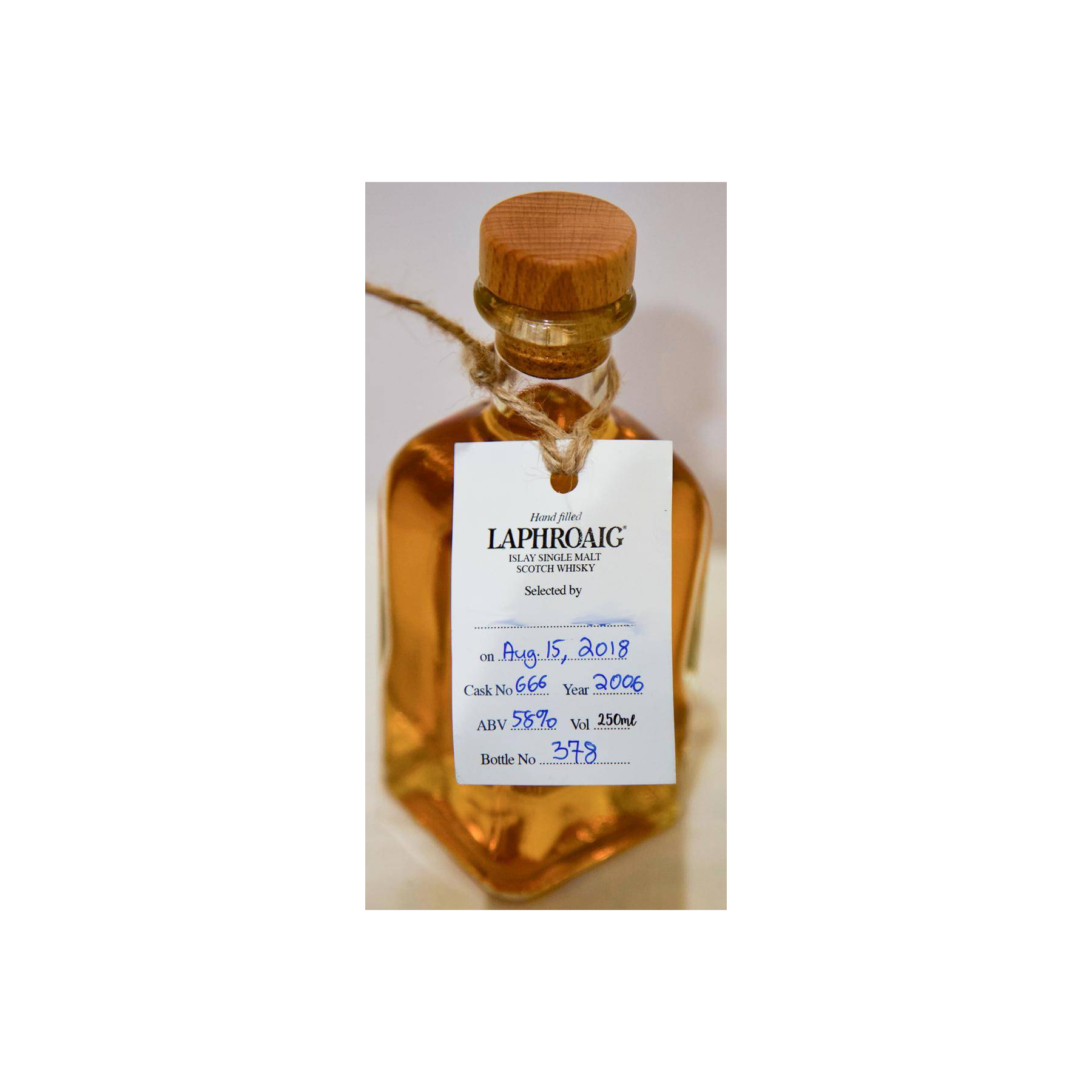 Laphroaig 2006 12 Years Single Malt Whisky 2