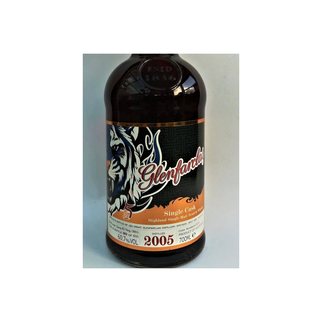 Glenfarclas Single Cask 2005 10 Years Single Malt Whisky 3