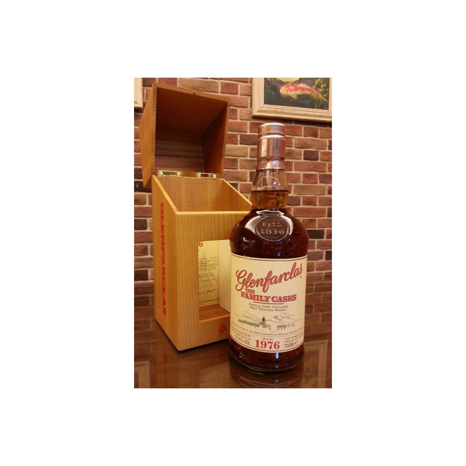 Glenfarclas 1976 30 Years Single Malt Whisky 2
