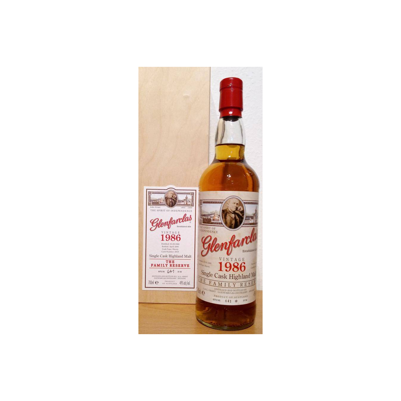 Glenfarclas 1986 19 Years Single Malt Whisky 2
