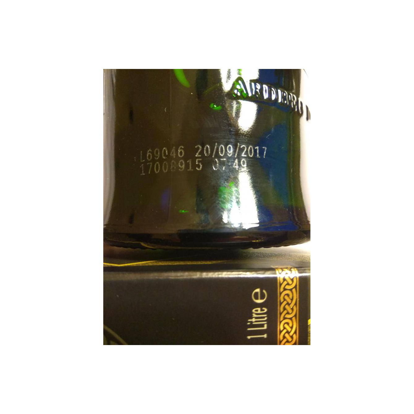 Ardbeg Single Malt Whisky 2