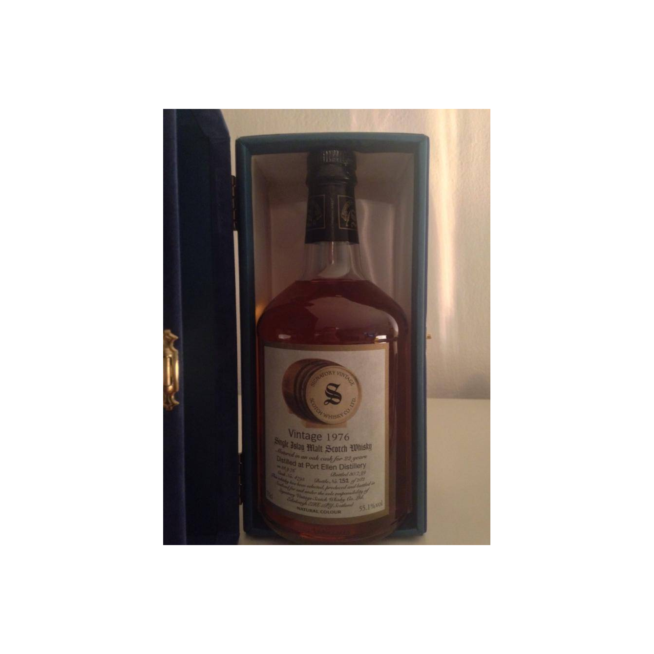 Port Ellen Vintage Collection - Dumpy 1976 22 Years Single Malt Whisky 2