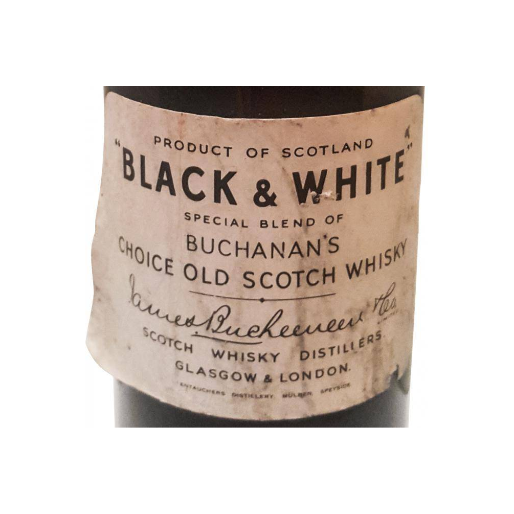 Black & White Blended Whisky 2