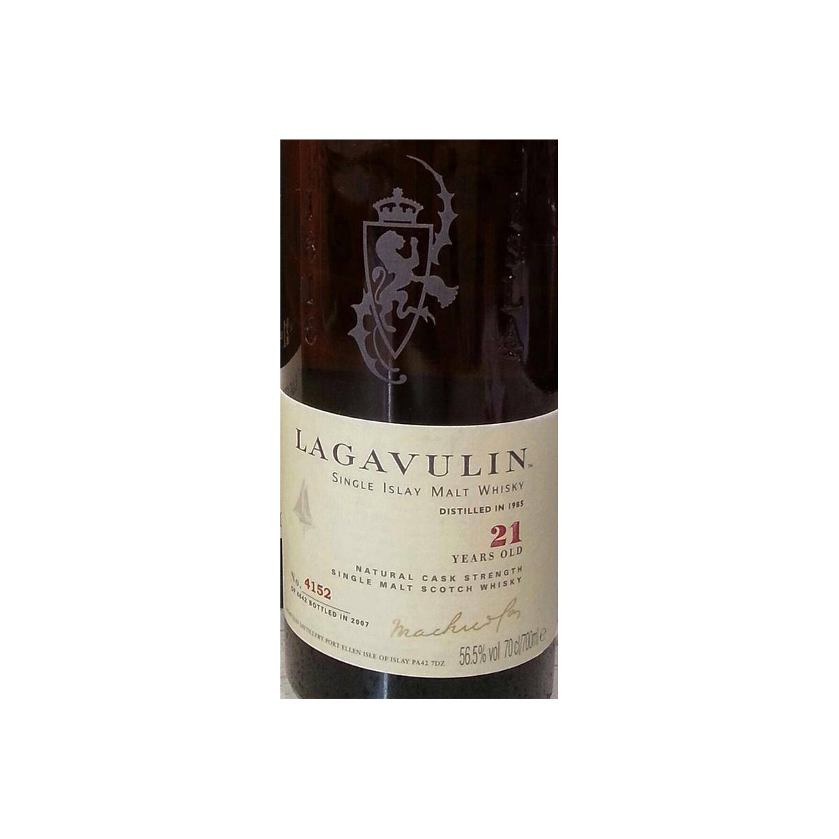 Lagavulin 1985 21 Years Single Malt Whisky 3