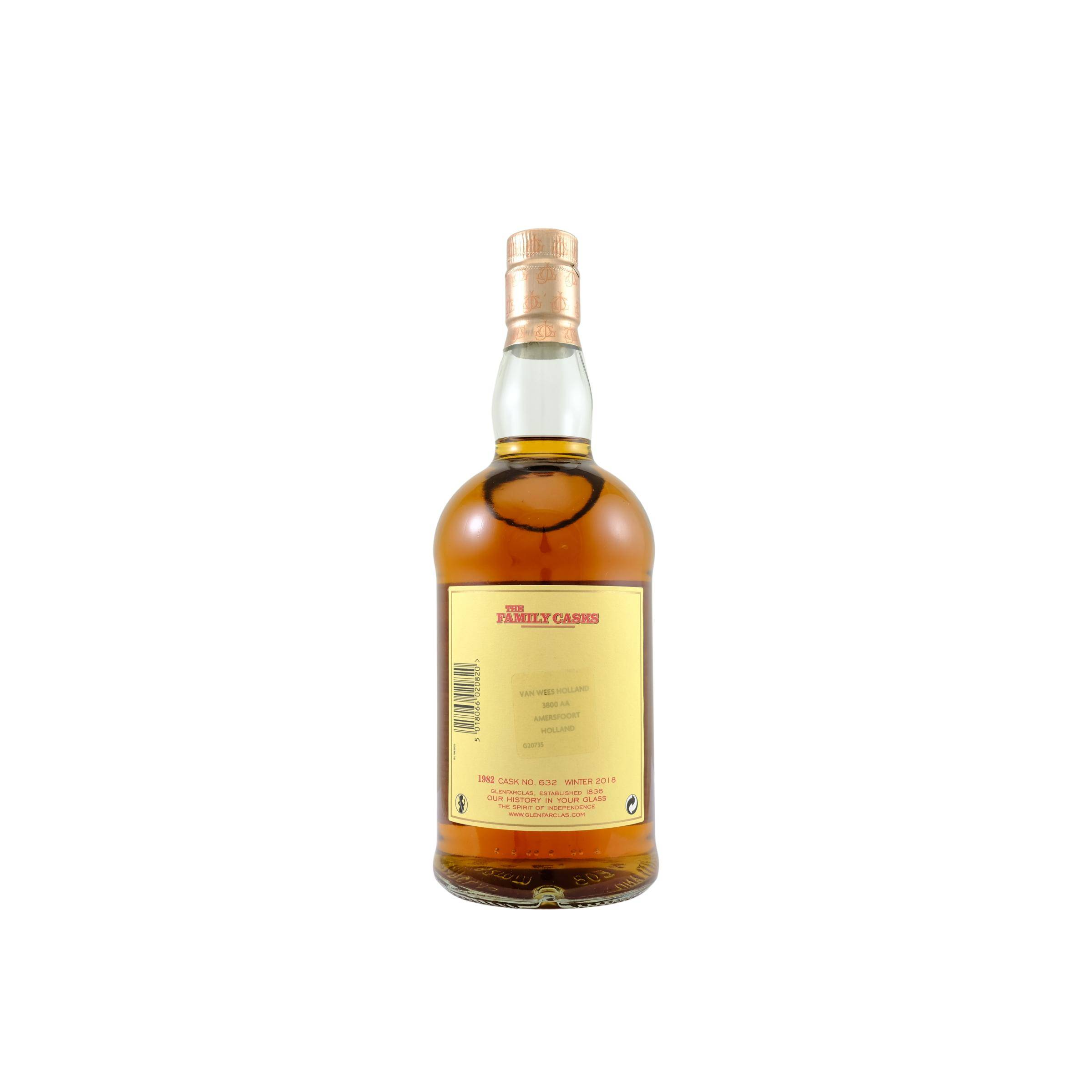 Glenfarclas 1982 36 Years Single Malt Whisky 2