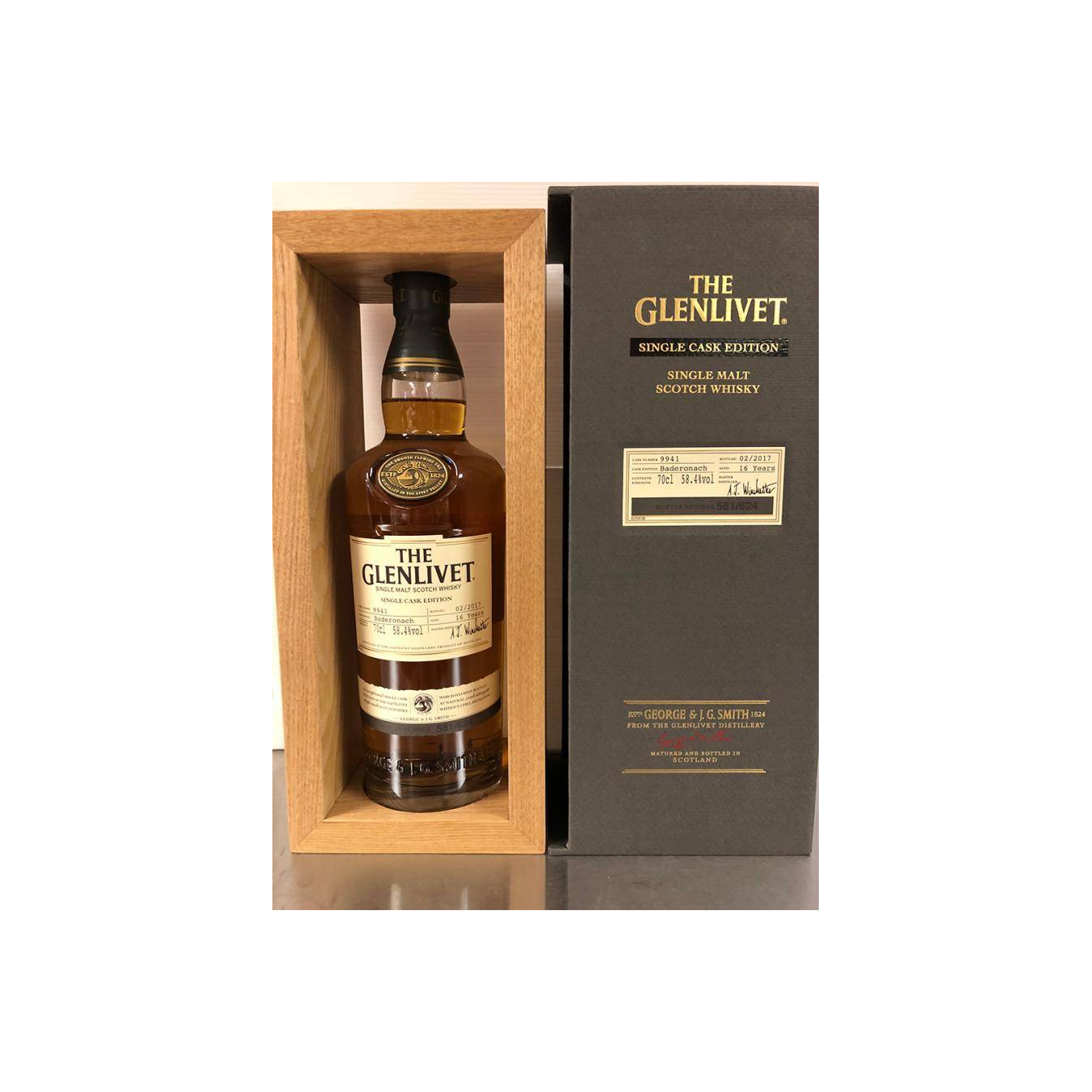 The Glenlivet 16 Years Single Malt Whisky 2
