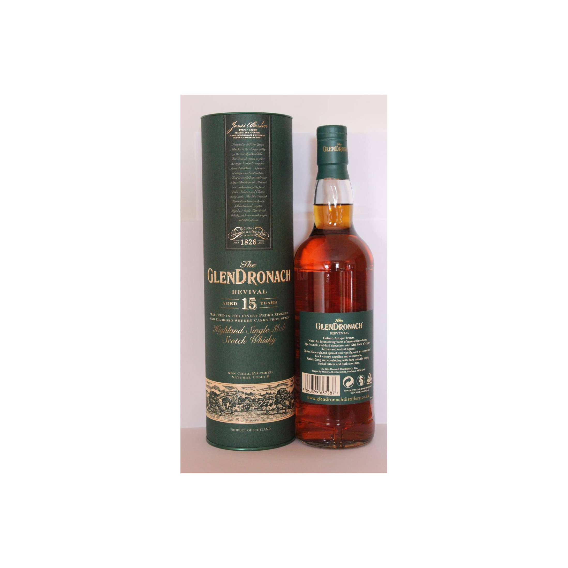 GlenDronach 15 Years Single Malt Whisky 2